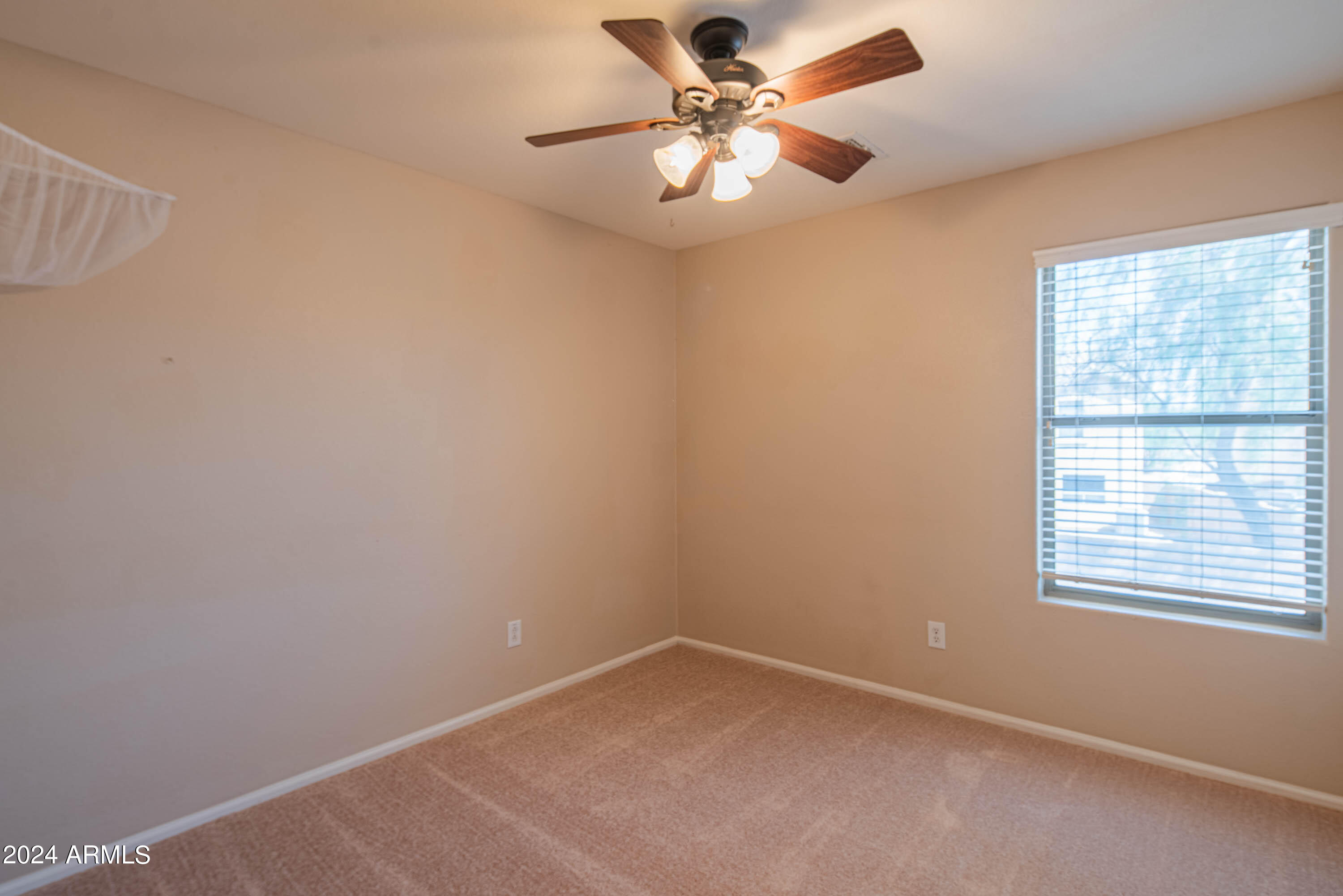 2508 W RUNNING DEER Trail