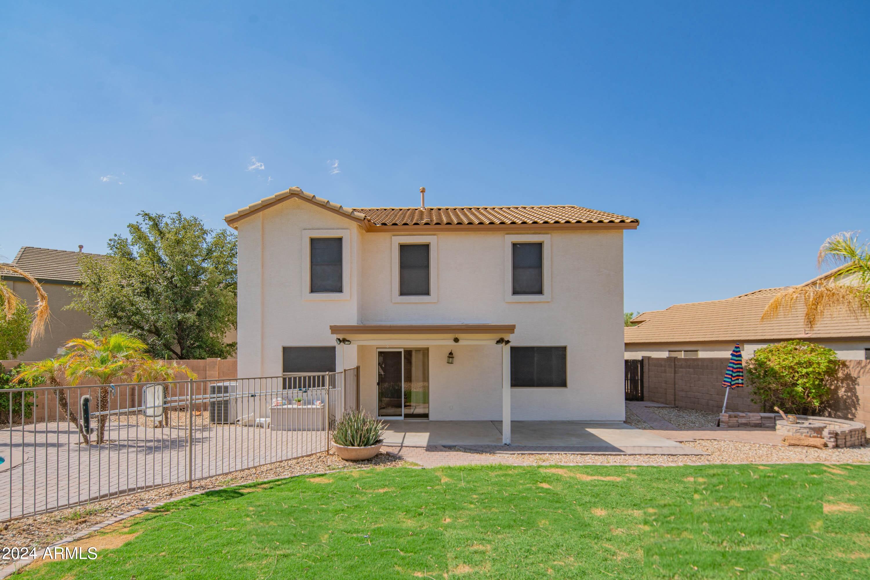 2508 W RUNNING DEER Trail