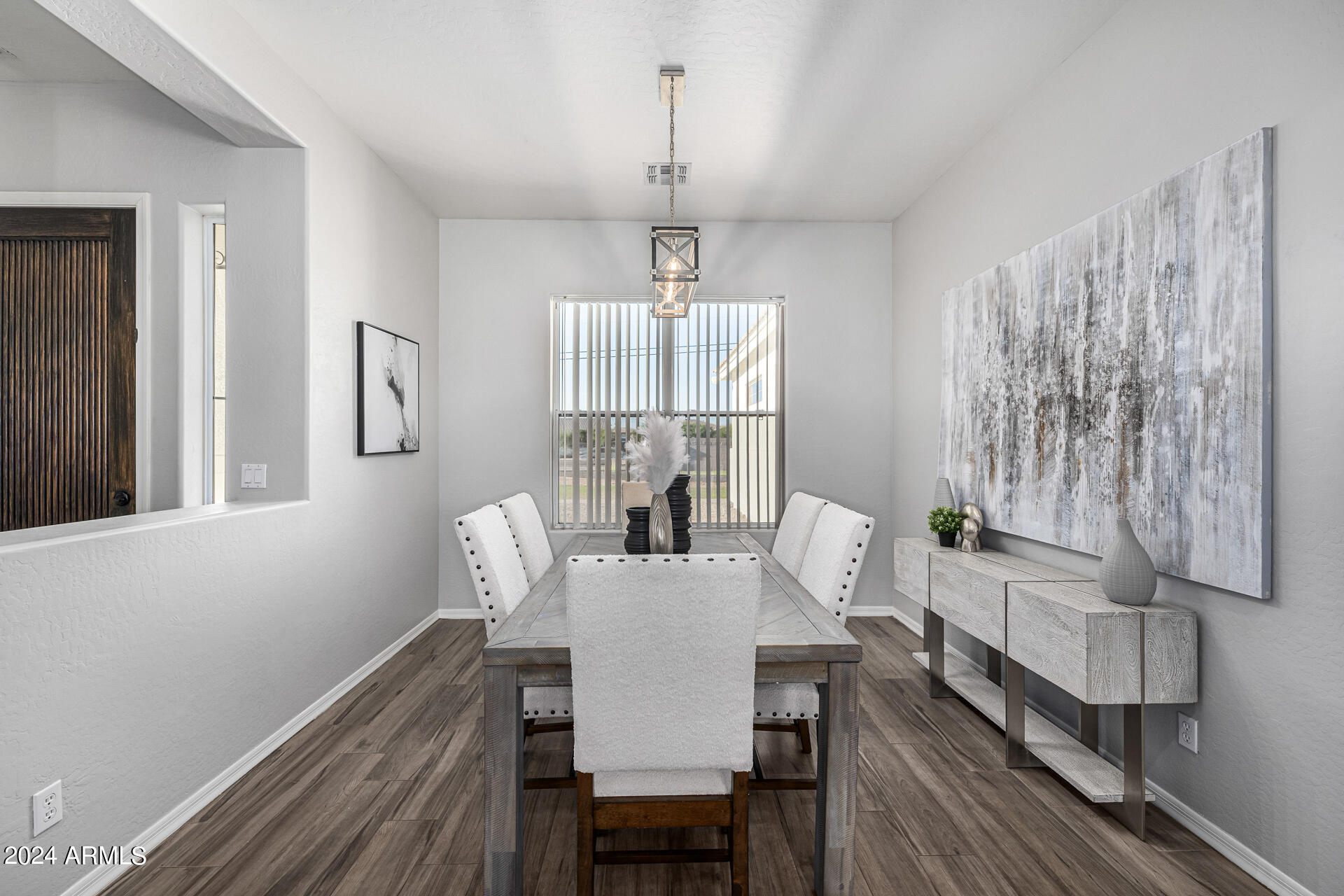 2565 E QUEEN CREEK Road