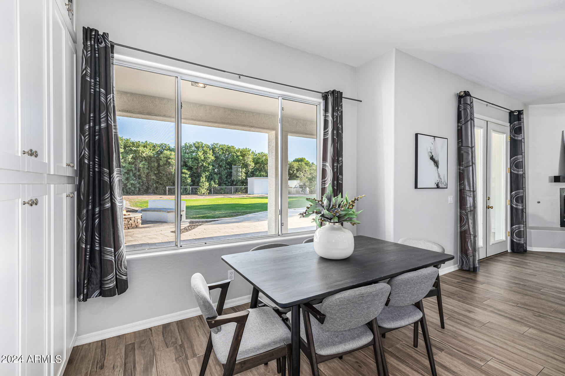 2565 E QUEEN CREEK Road