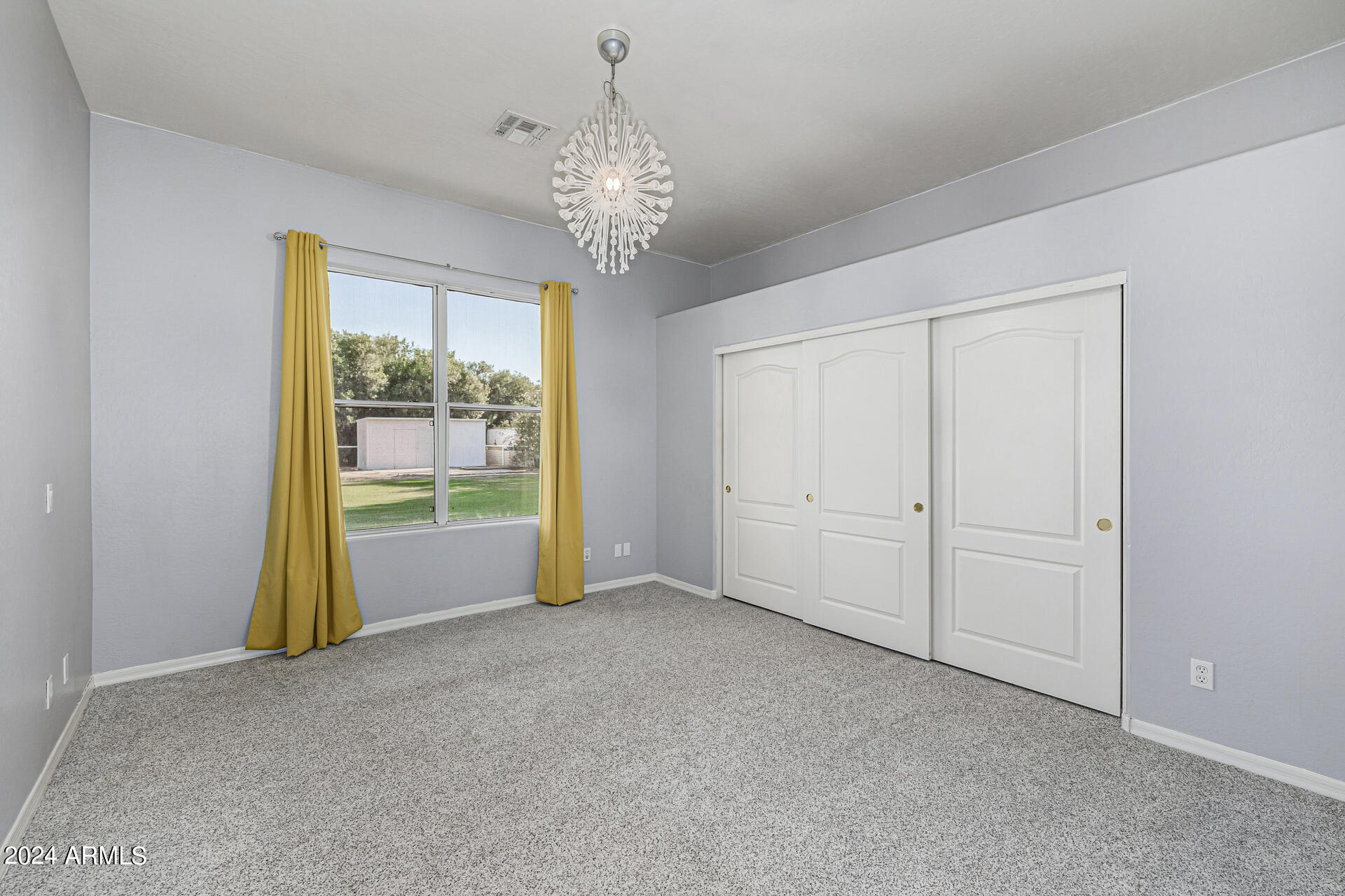 2565 E QUEEN CREEK Road