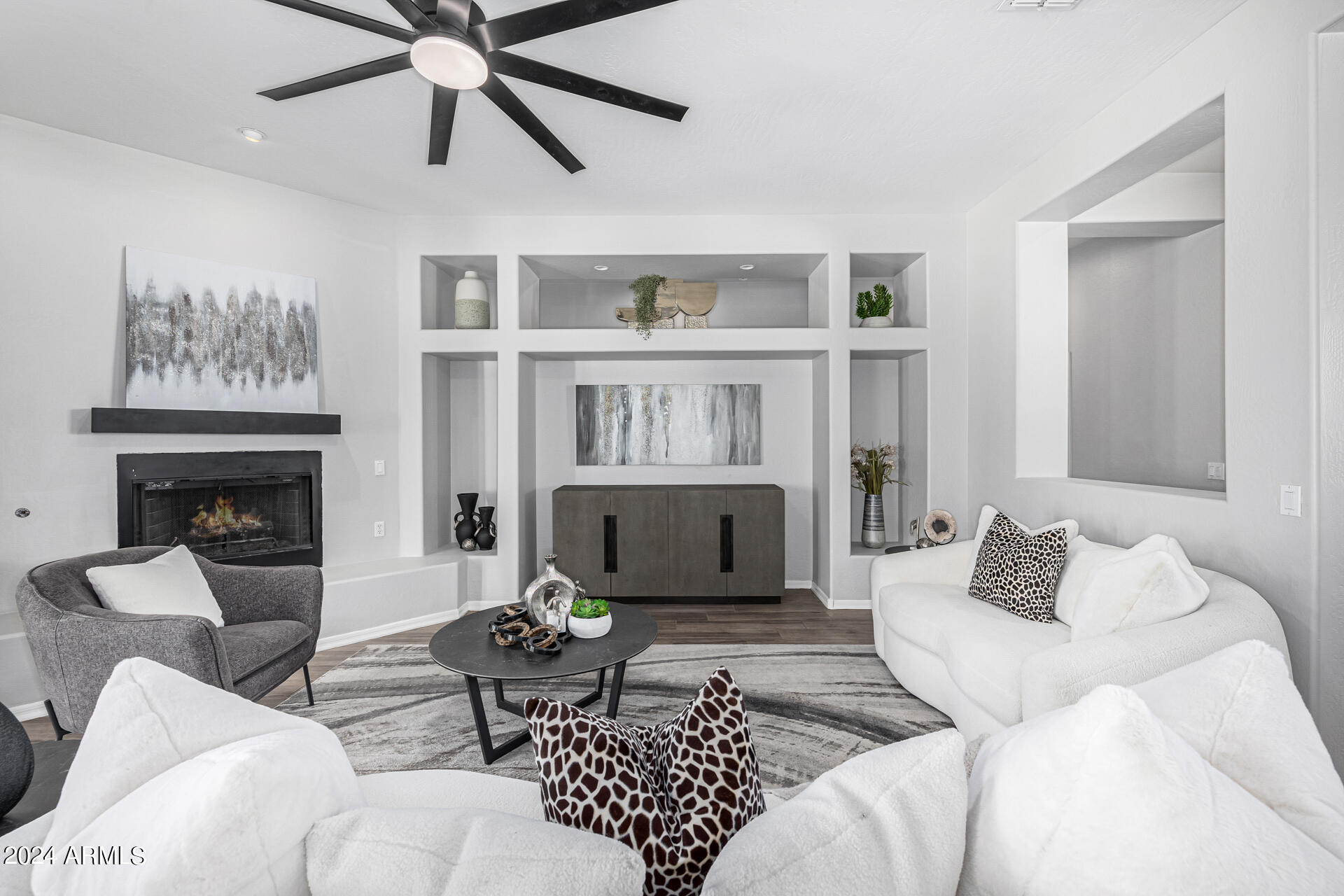 2565 E QUEEN CREEK Road