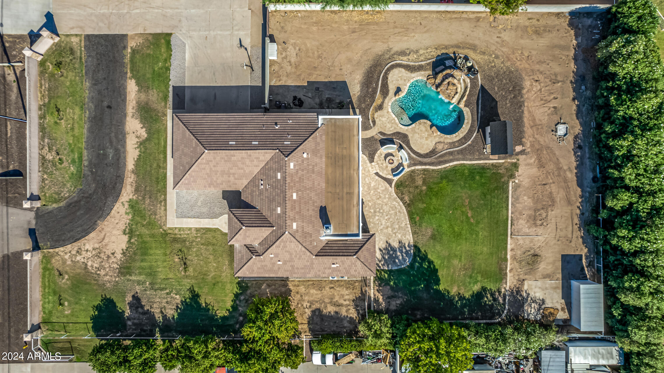 2565 E QUEEN CREEK Road