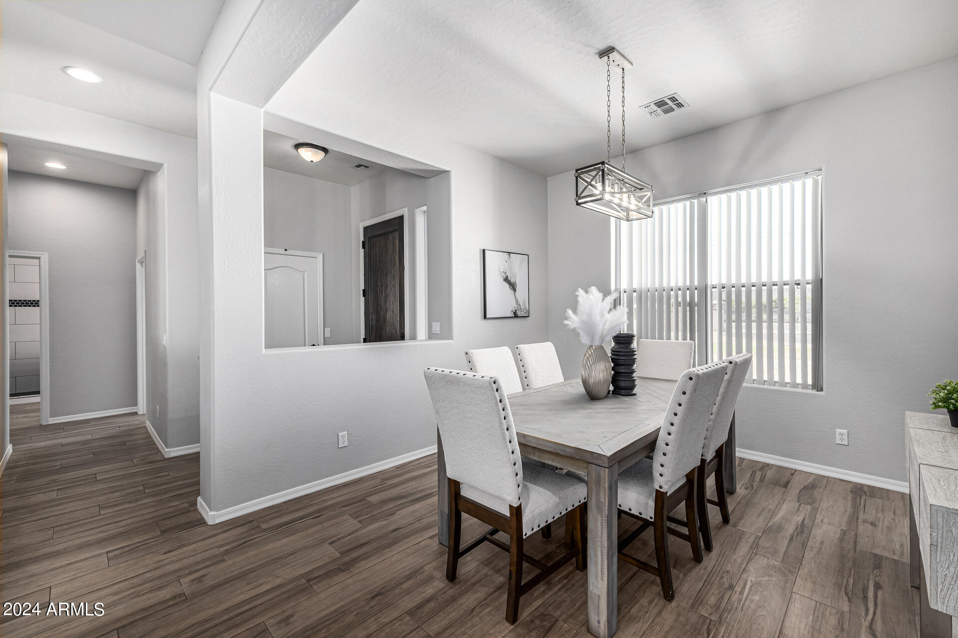 2565 E QUEEN CREEK Road