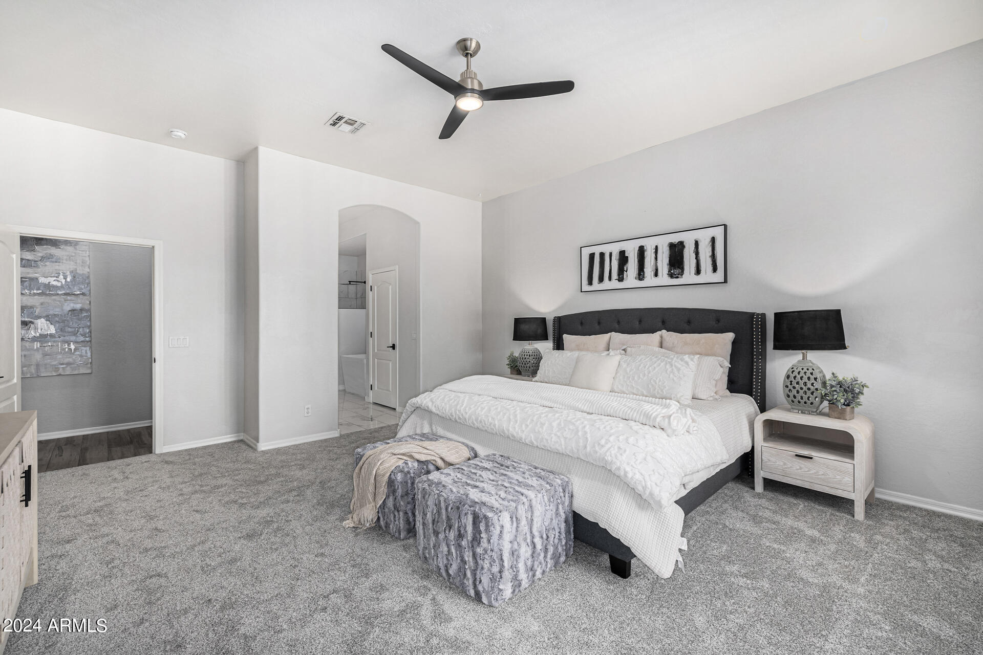 2565 E QUEEN CREEK Road