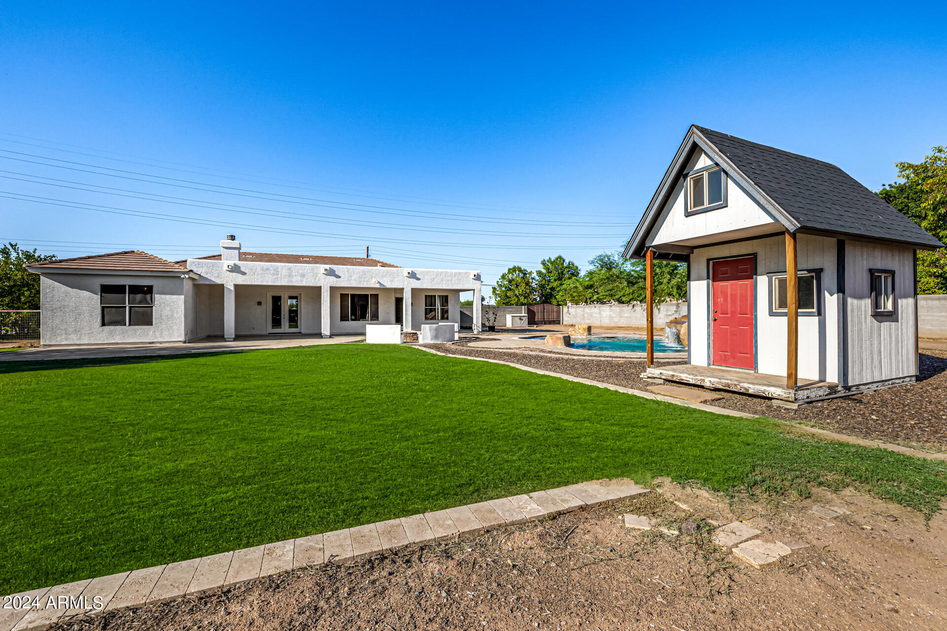 2565 E QUEEN CREEK Road