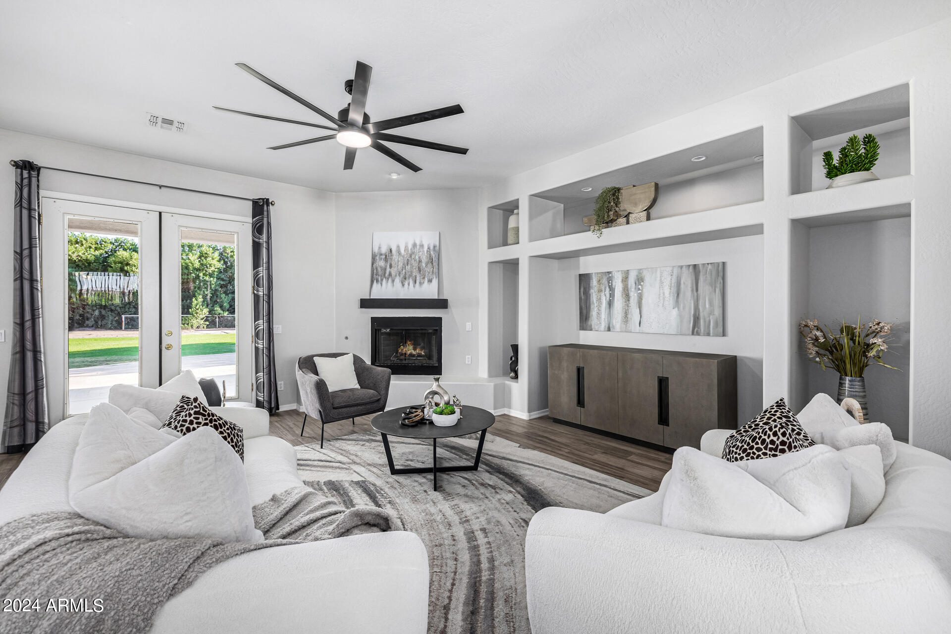 2565 E QUEEN CREEK Road