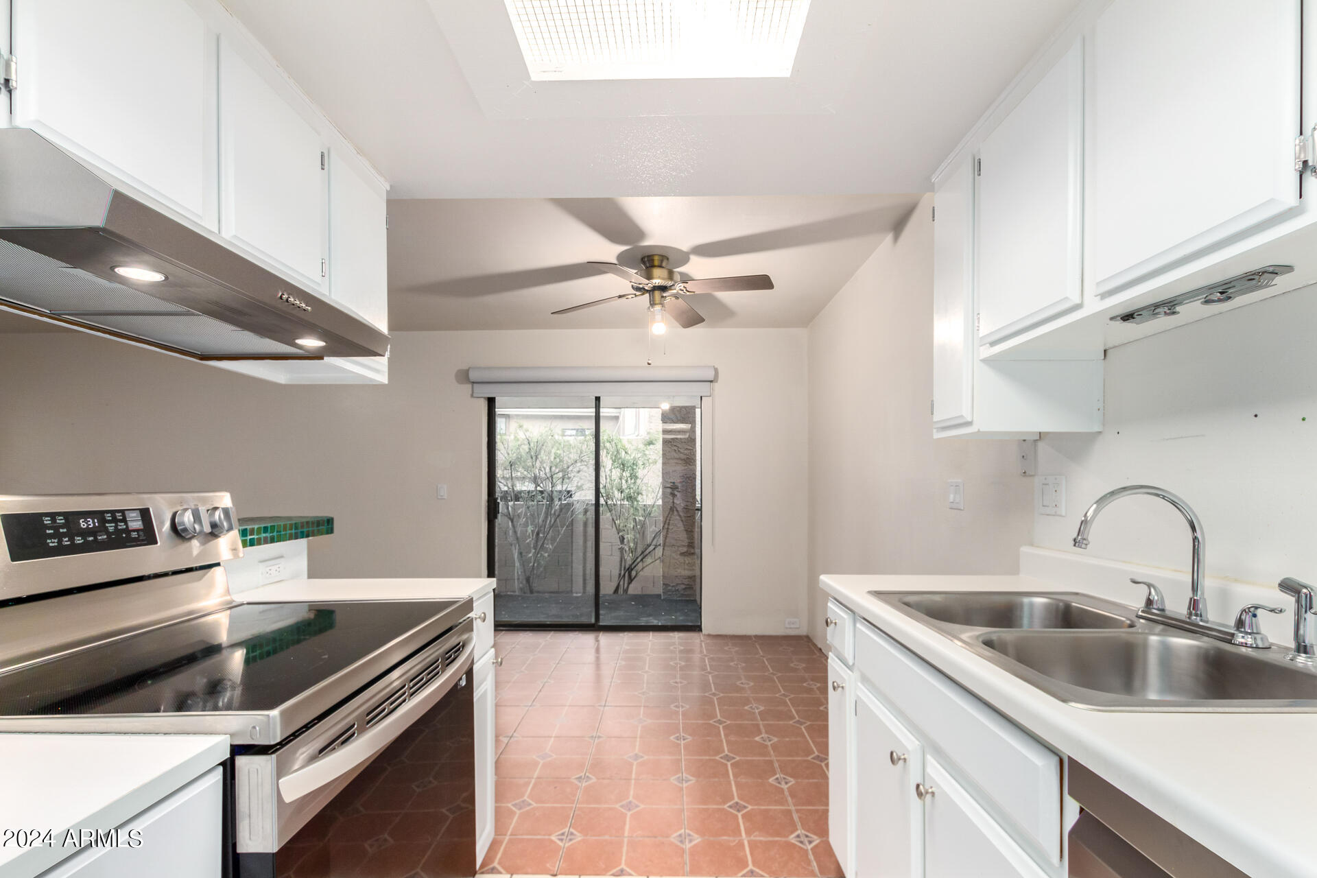 10410 N 7TH Place # 2