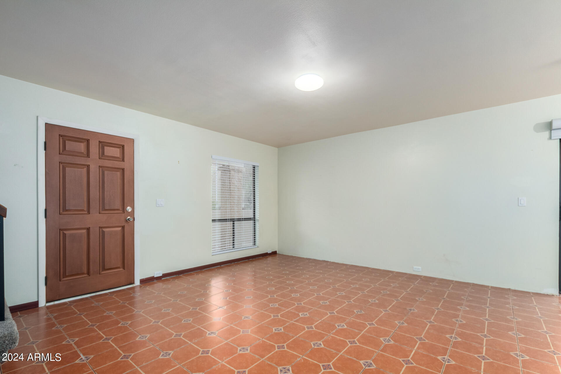 10410 N 7TH Place # 2