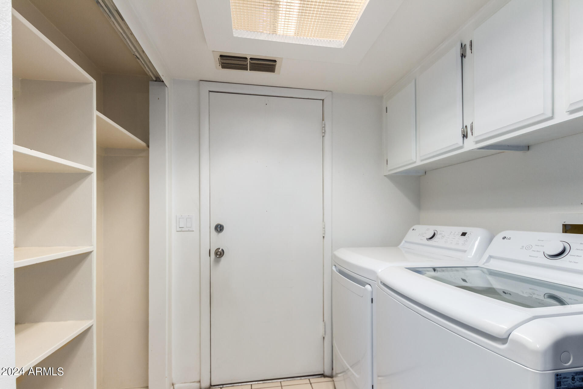 10410 N 7TH Place # 2