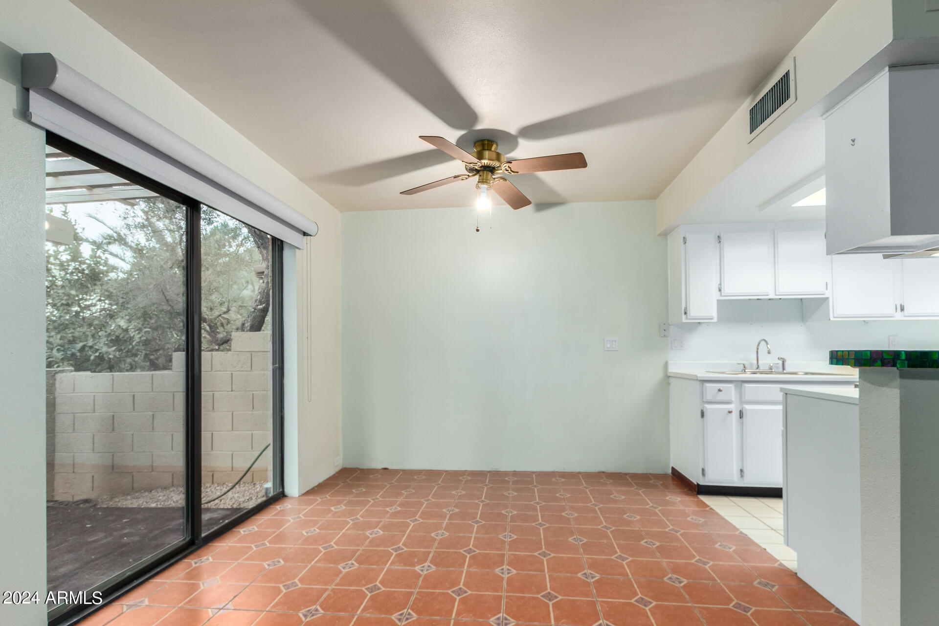 10410 N 7TH Place # 2