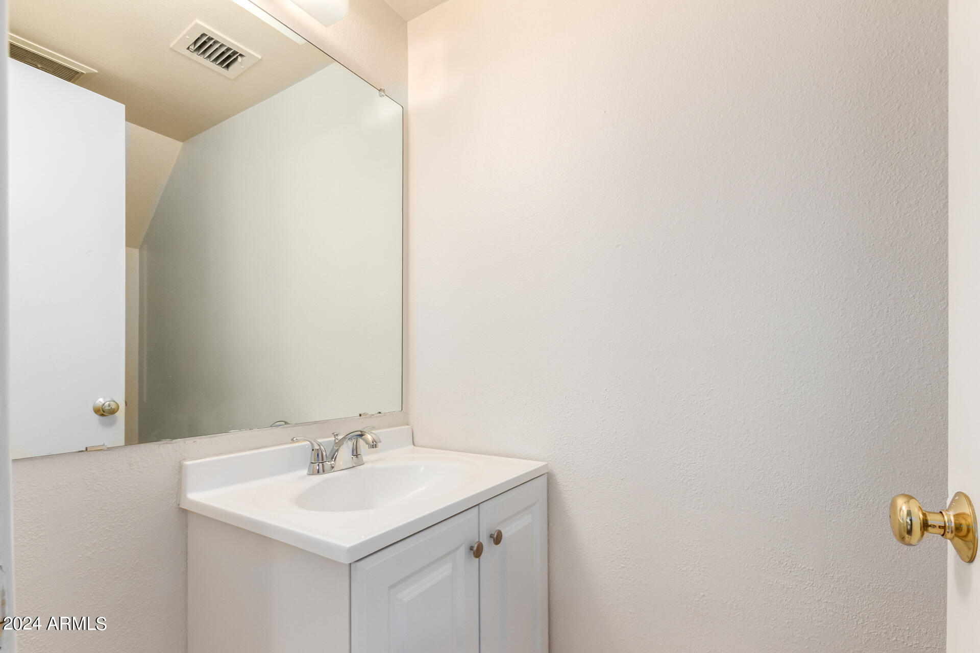 10410 N 7TH Place # 2