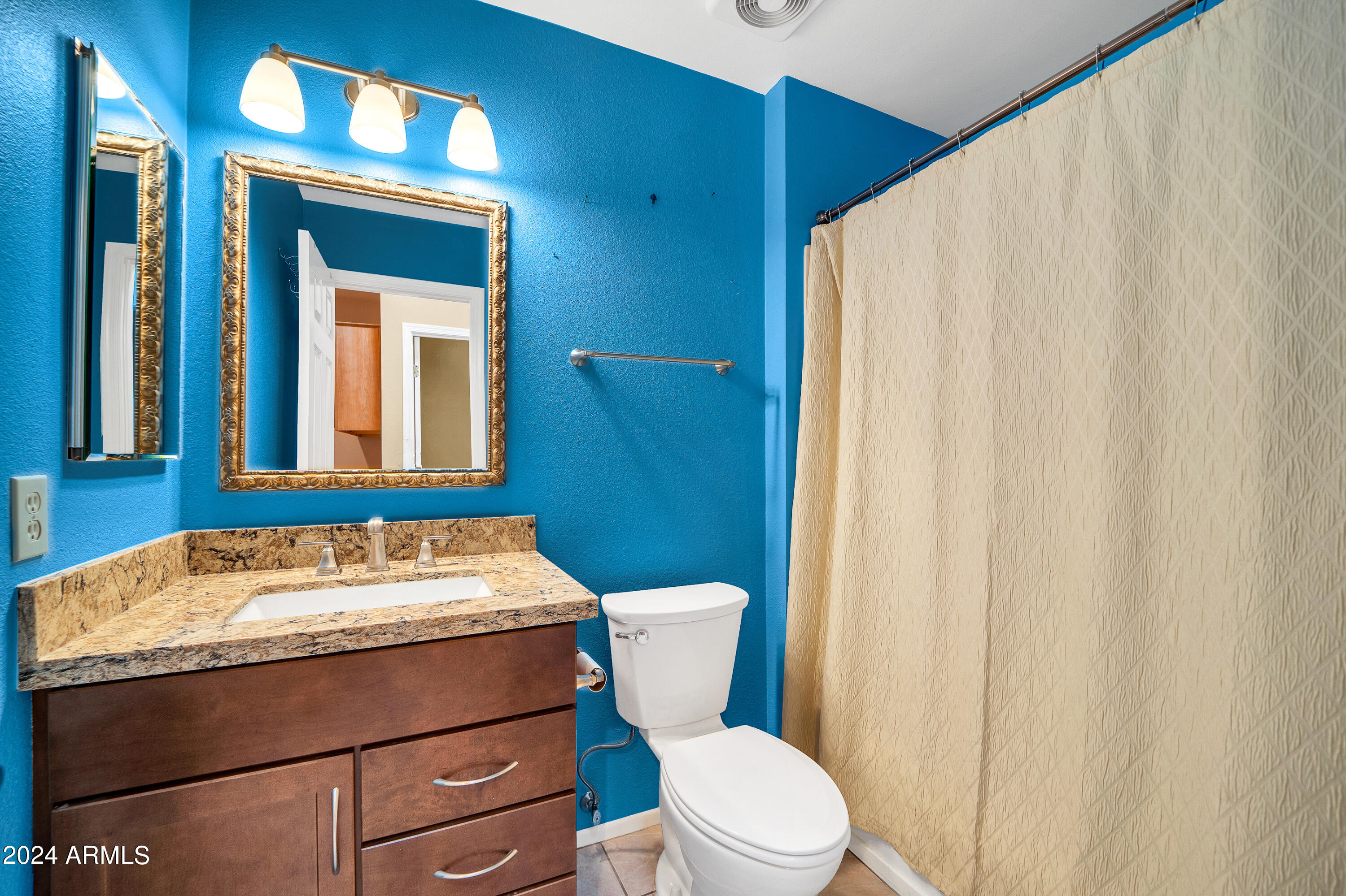 14130 W DESERT GLEN Drive