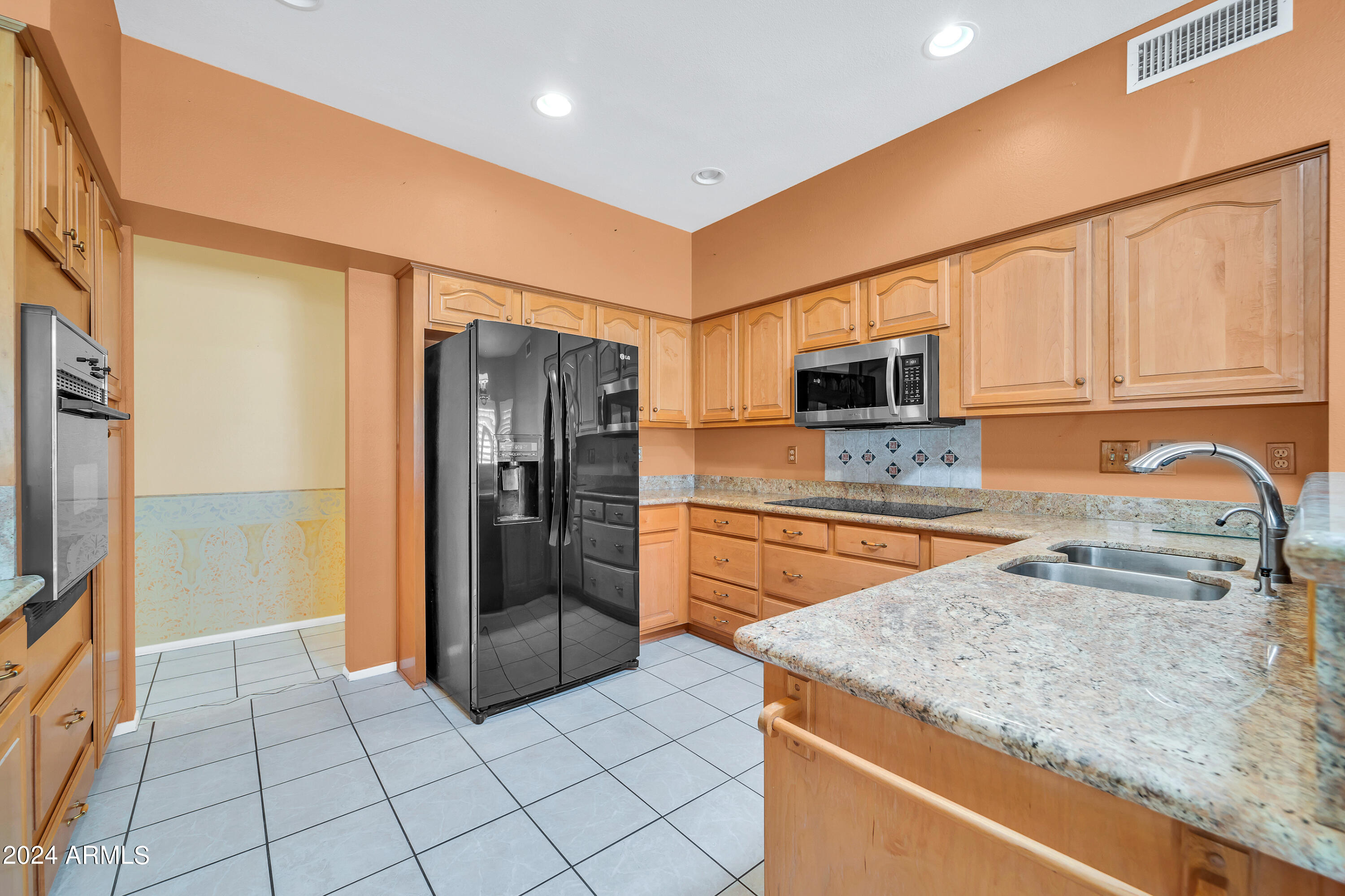 14130 W DESERT GLEN Drive