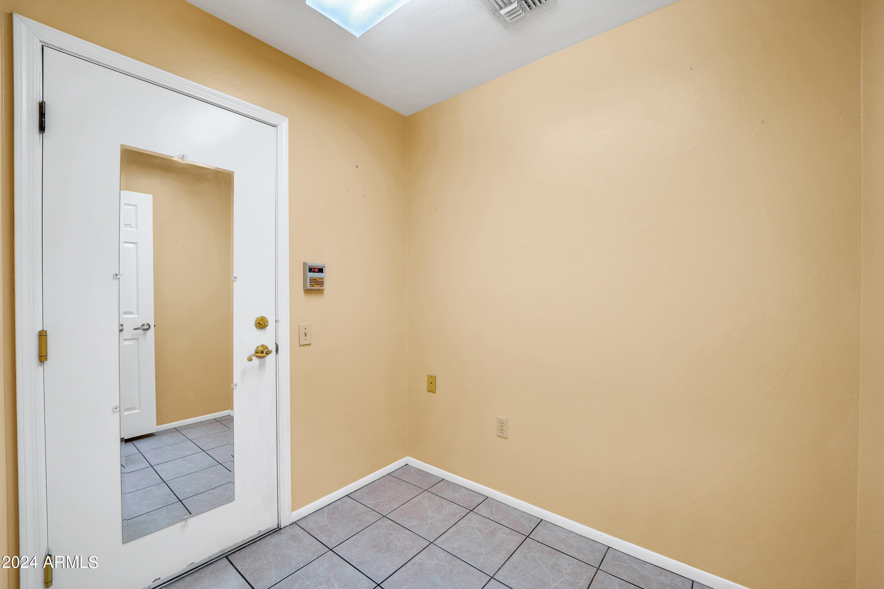 14130 W DESERT GLEN Drive