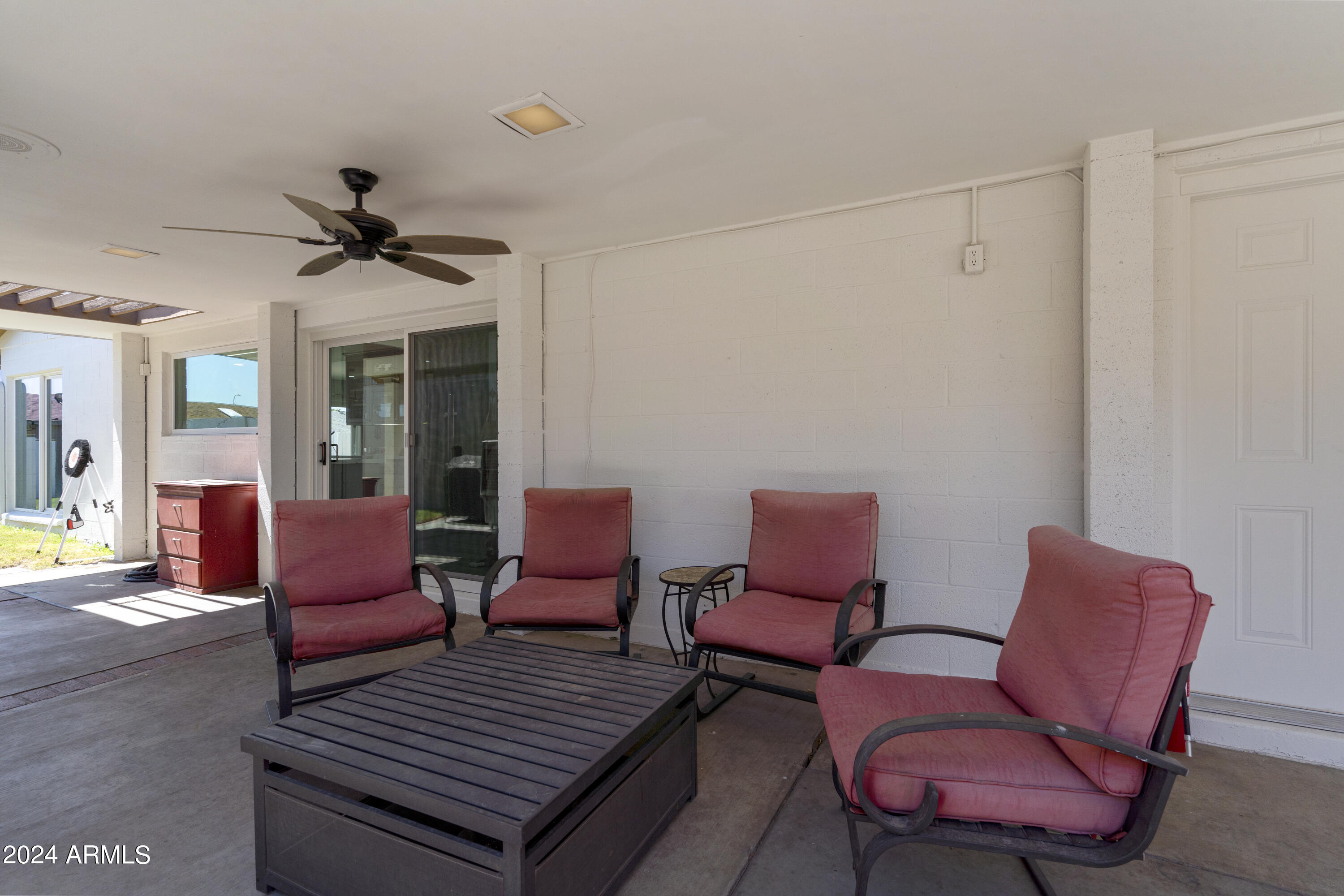 5205 W MOUNTAIN VIEW Road