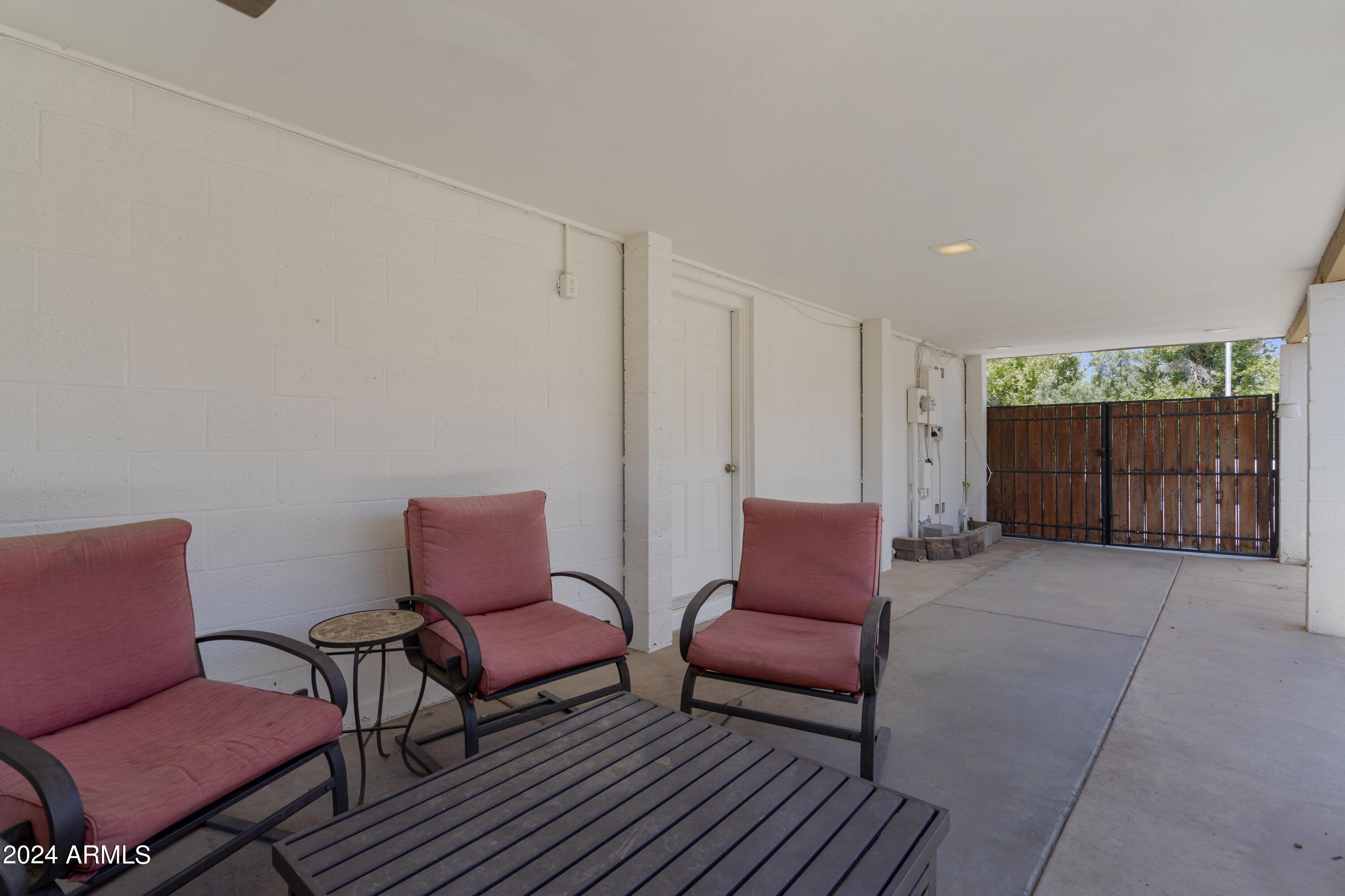 5205 W MOUNTAIN VIEW Road