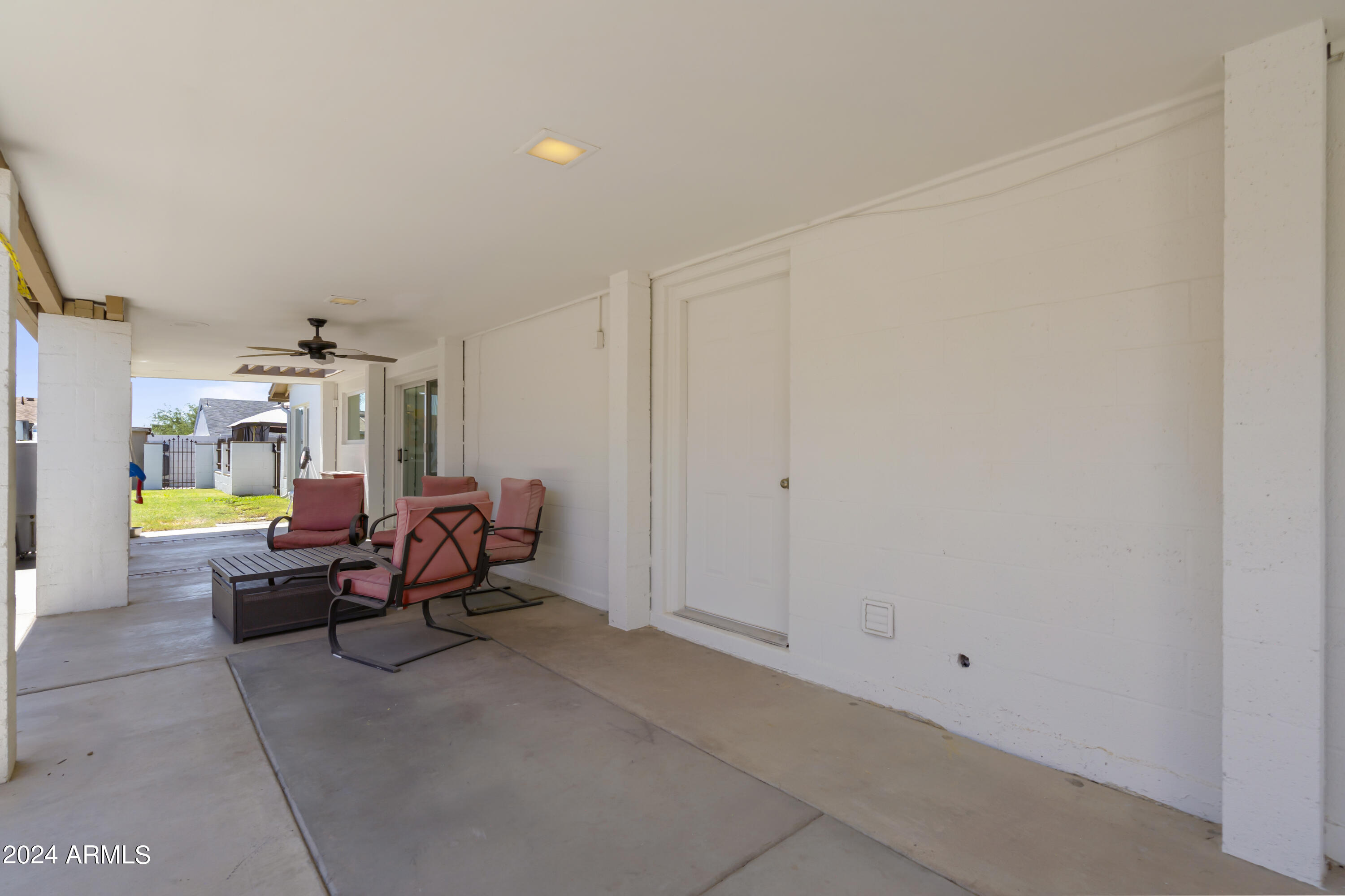 5205 W MOUNTAIN VIEW Road