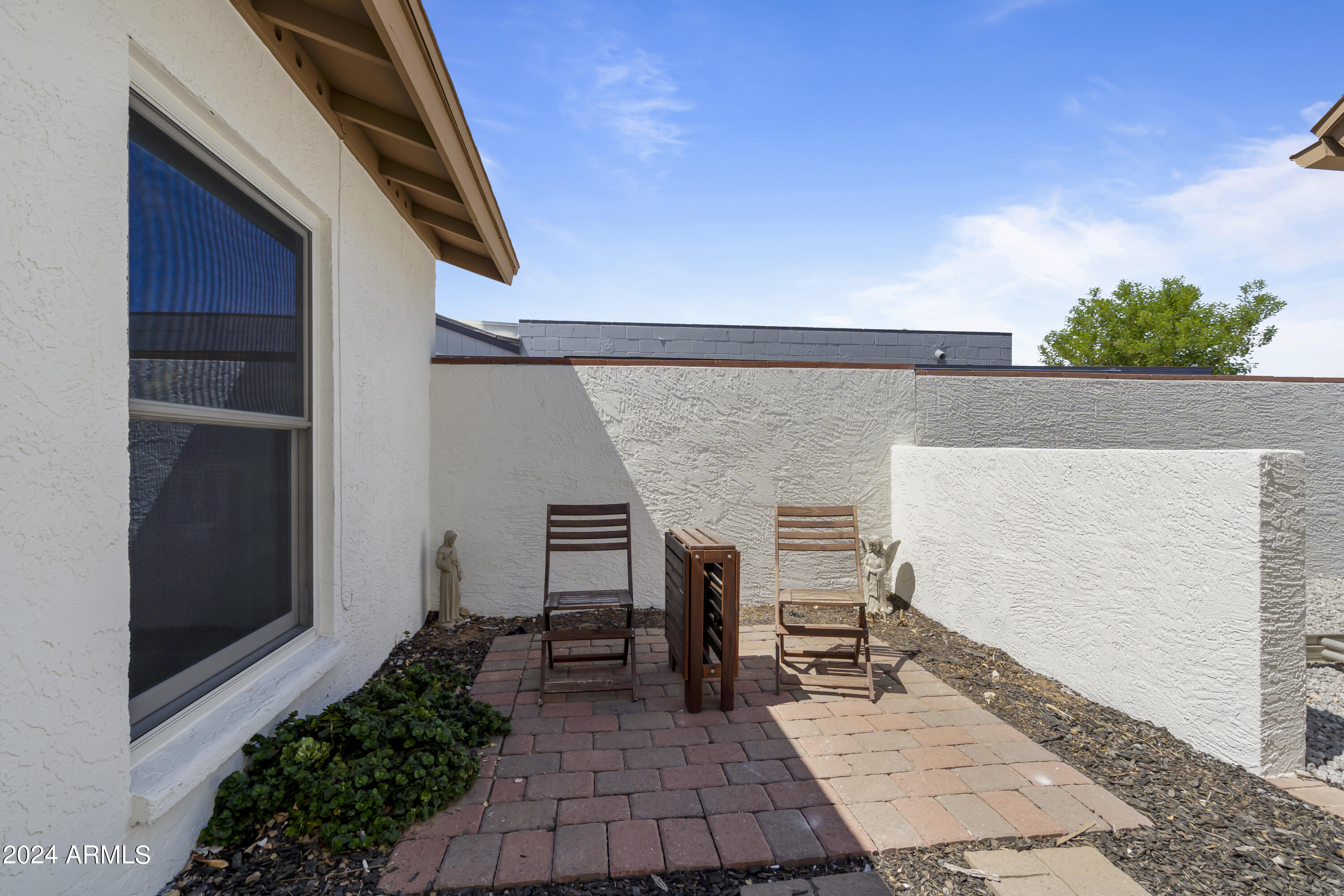 5205 W MOUNTAIN VIEW Road