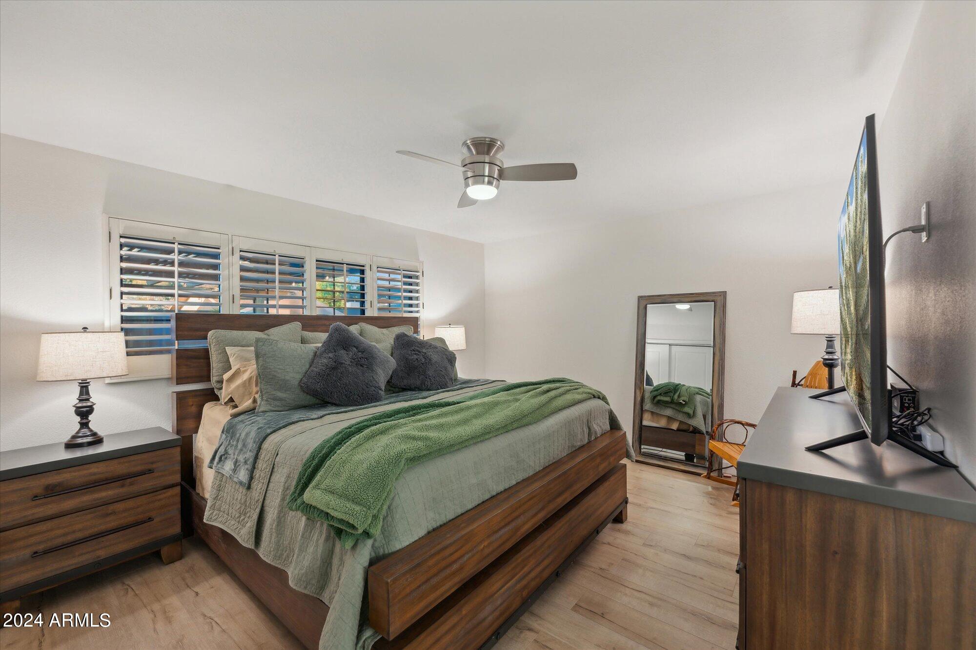 8132 E JACKRABBIT Road