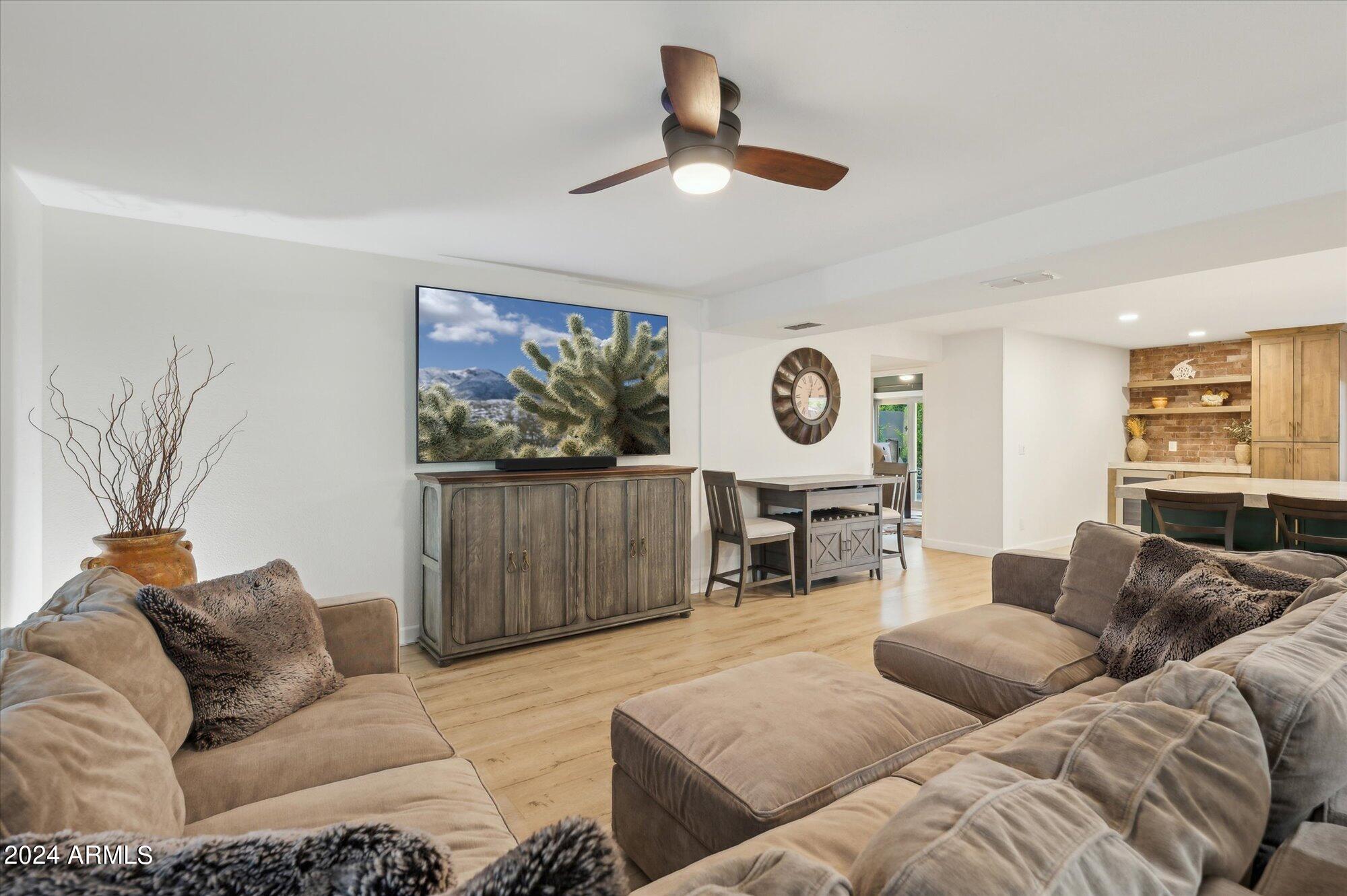 8132 E JACKRABBIT Road