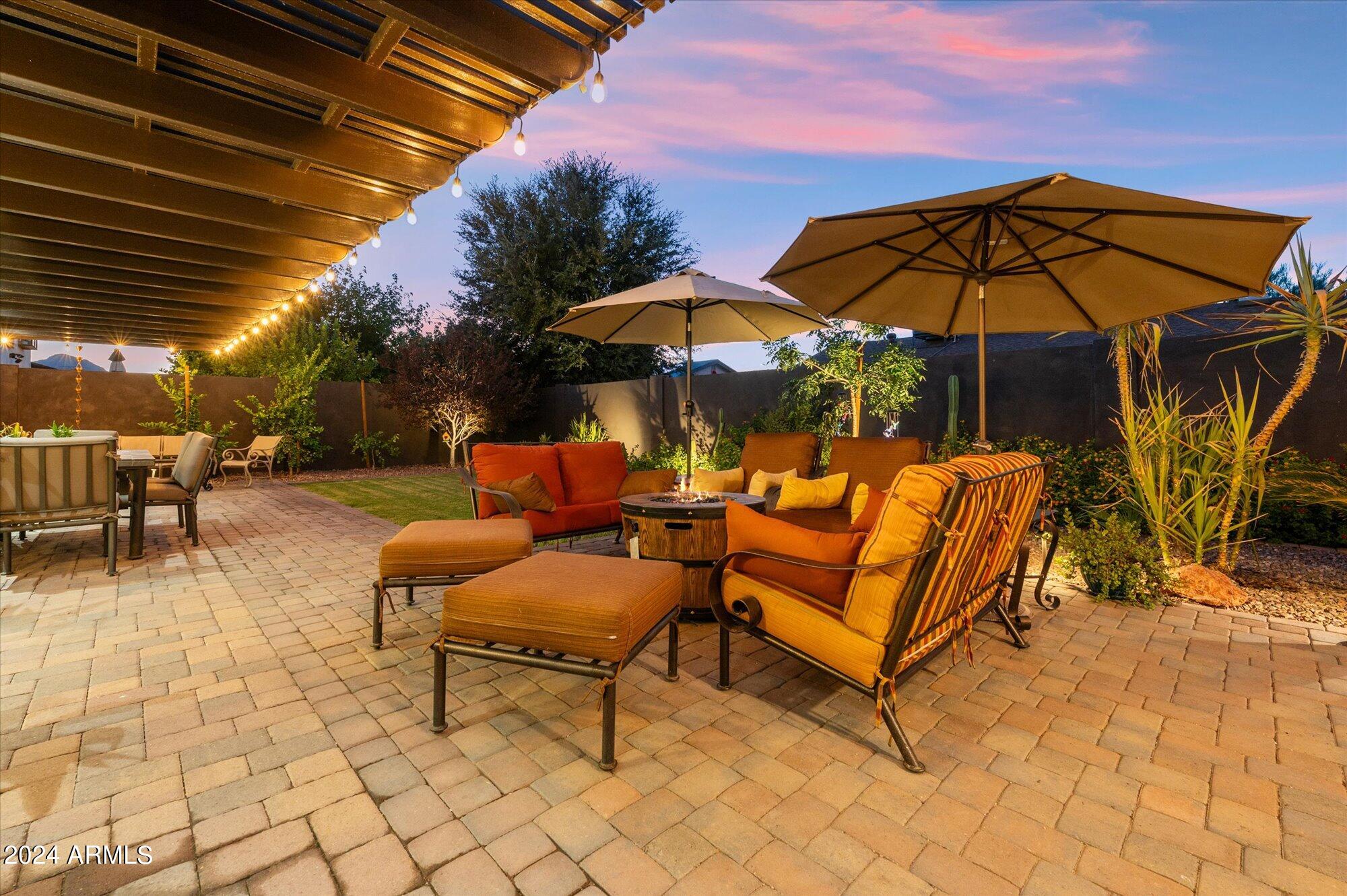 8132 E JACKRABBIT Road