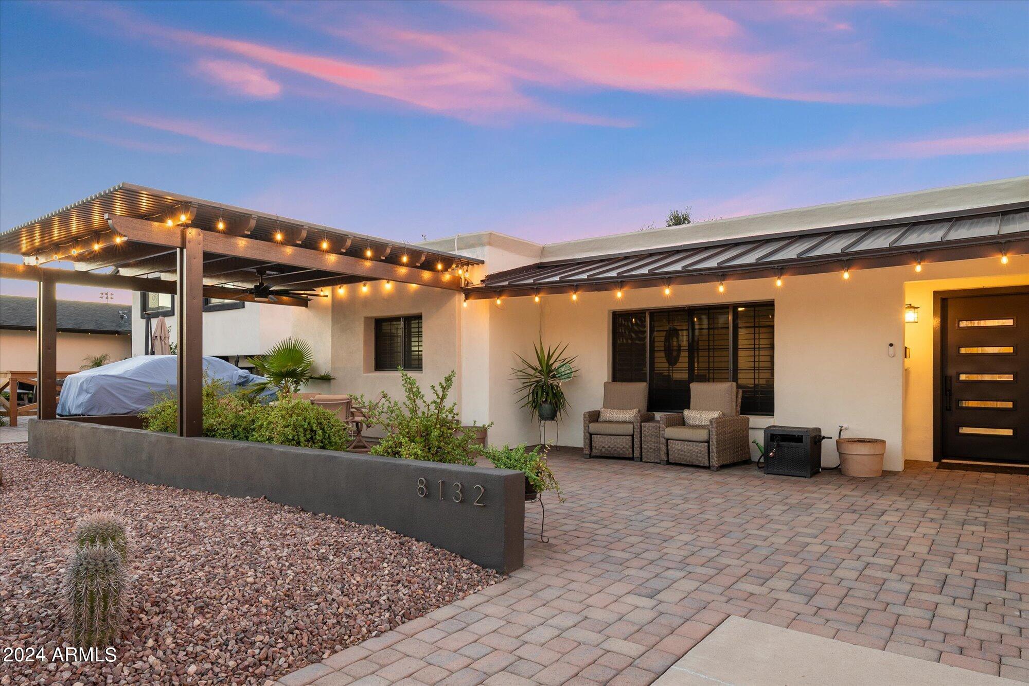 8132 E JACKRABBIT Road