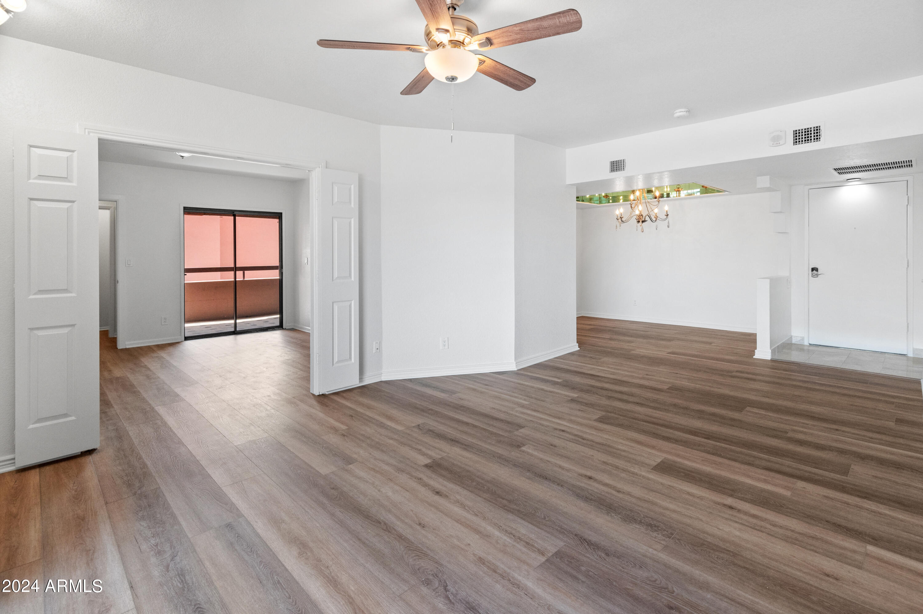 4303 E CACTUS Road # 441