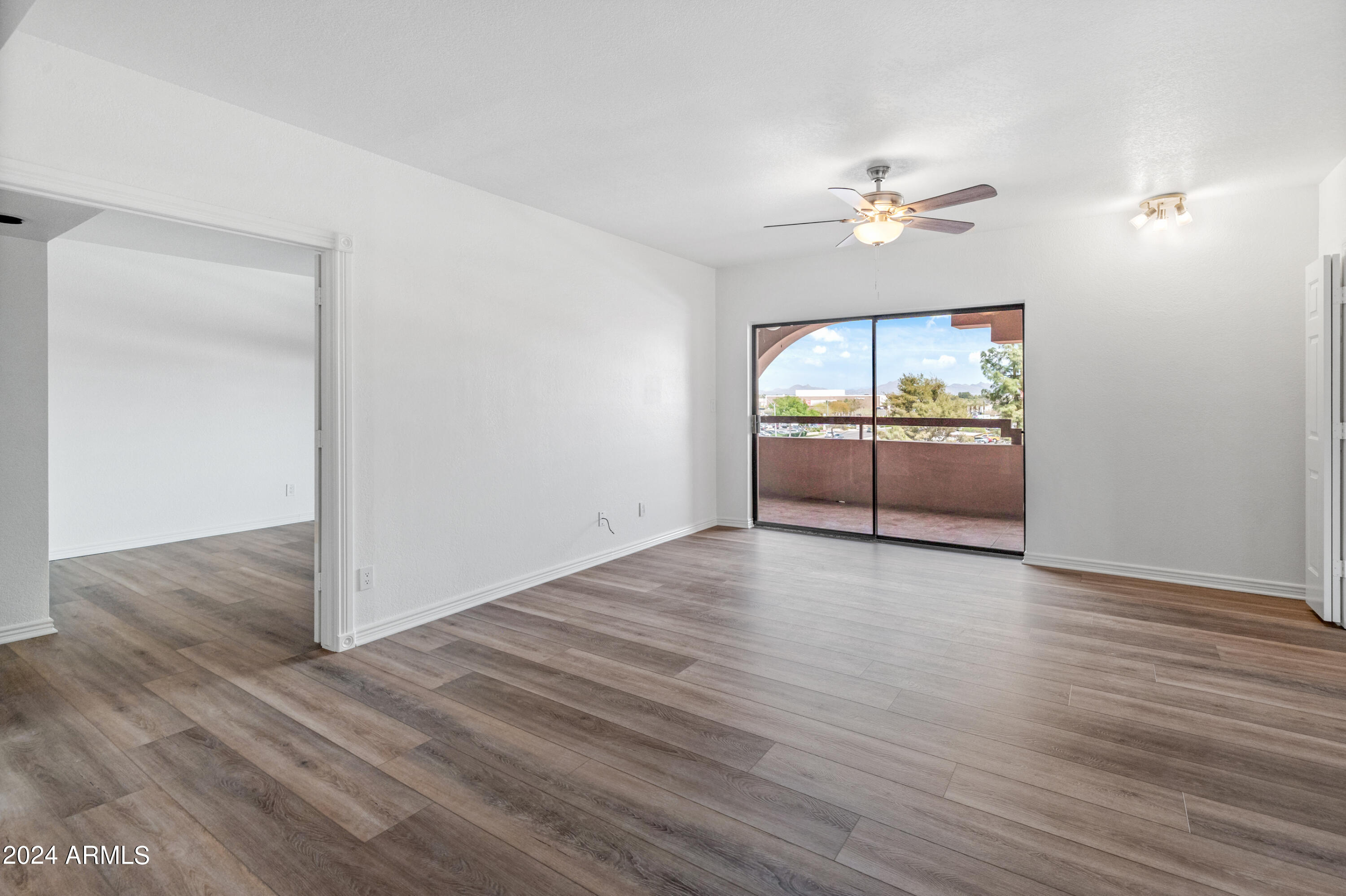 4303 E CACTUS Road # 441
