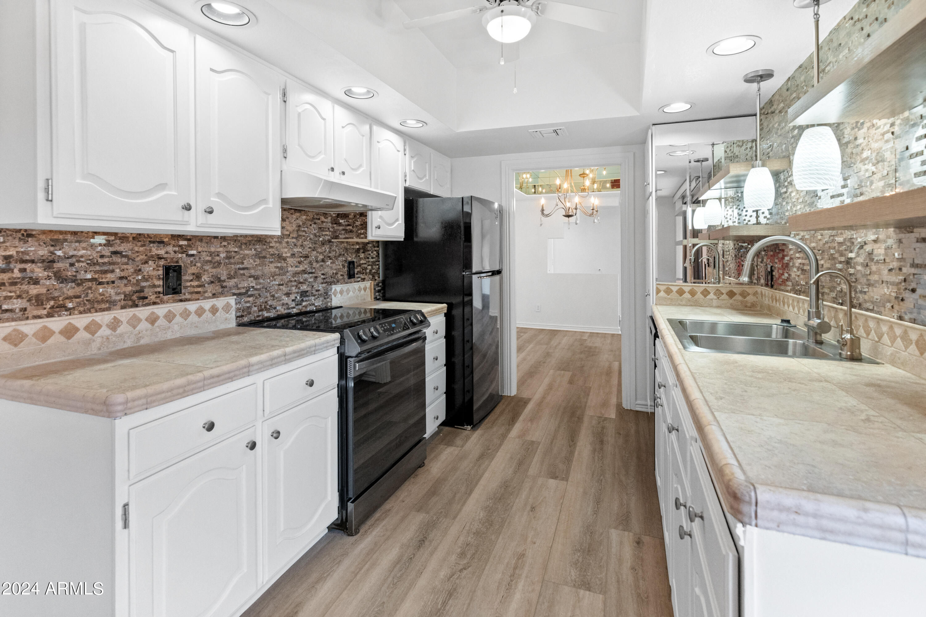 4303 E CACTUS Road # 441