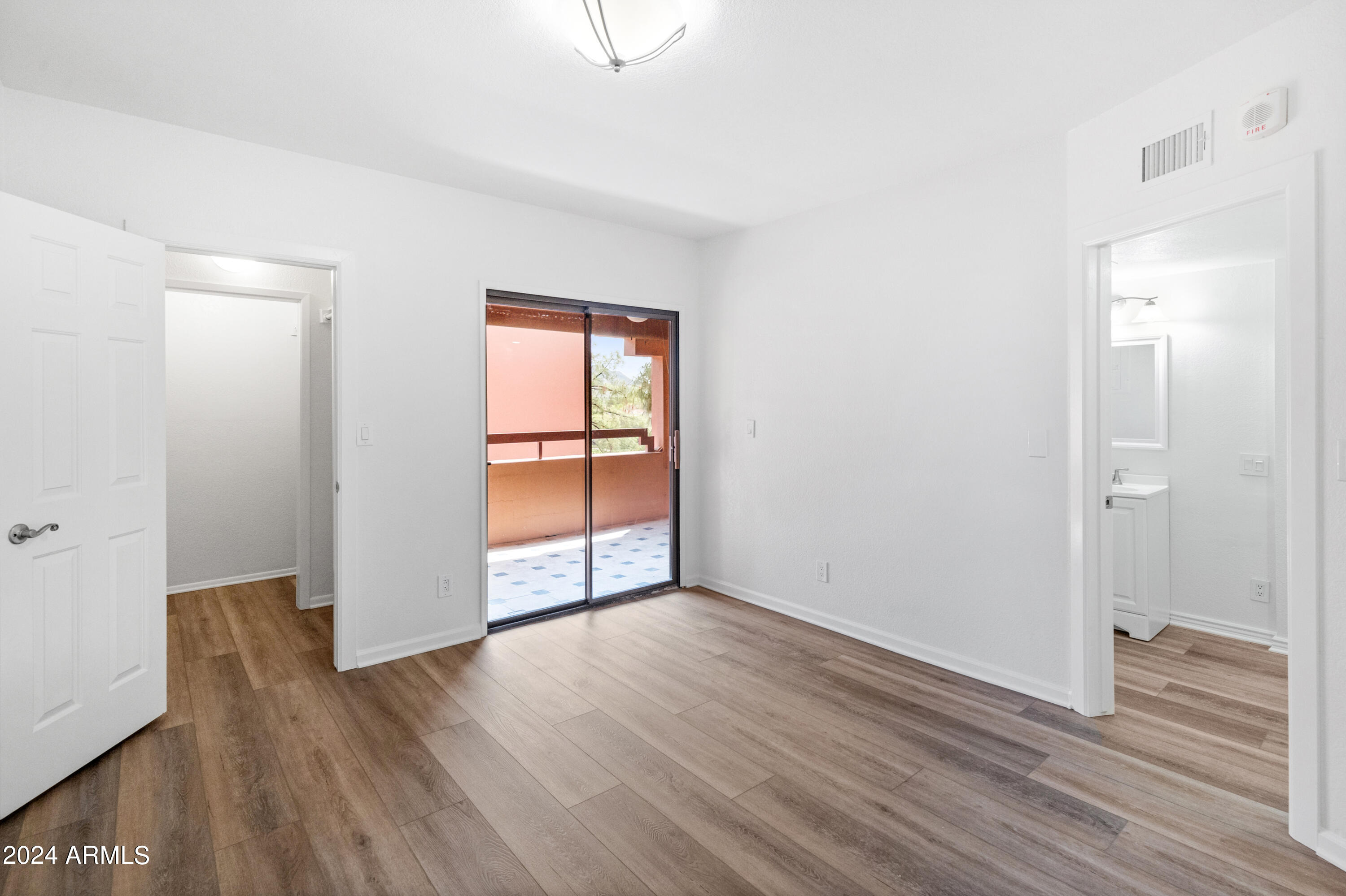 4303 E CACTUS Road # 441