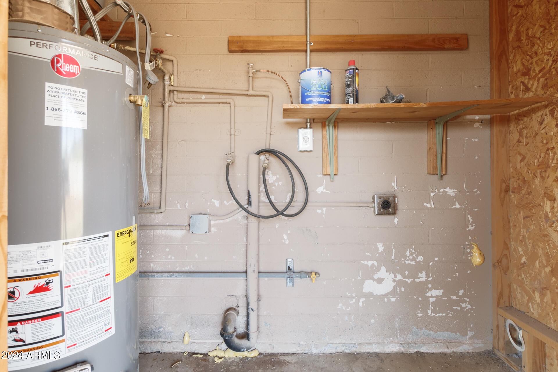 1313 E CHRISTY Drive