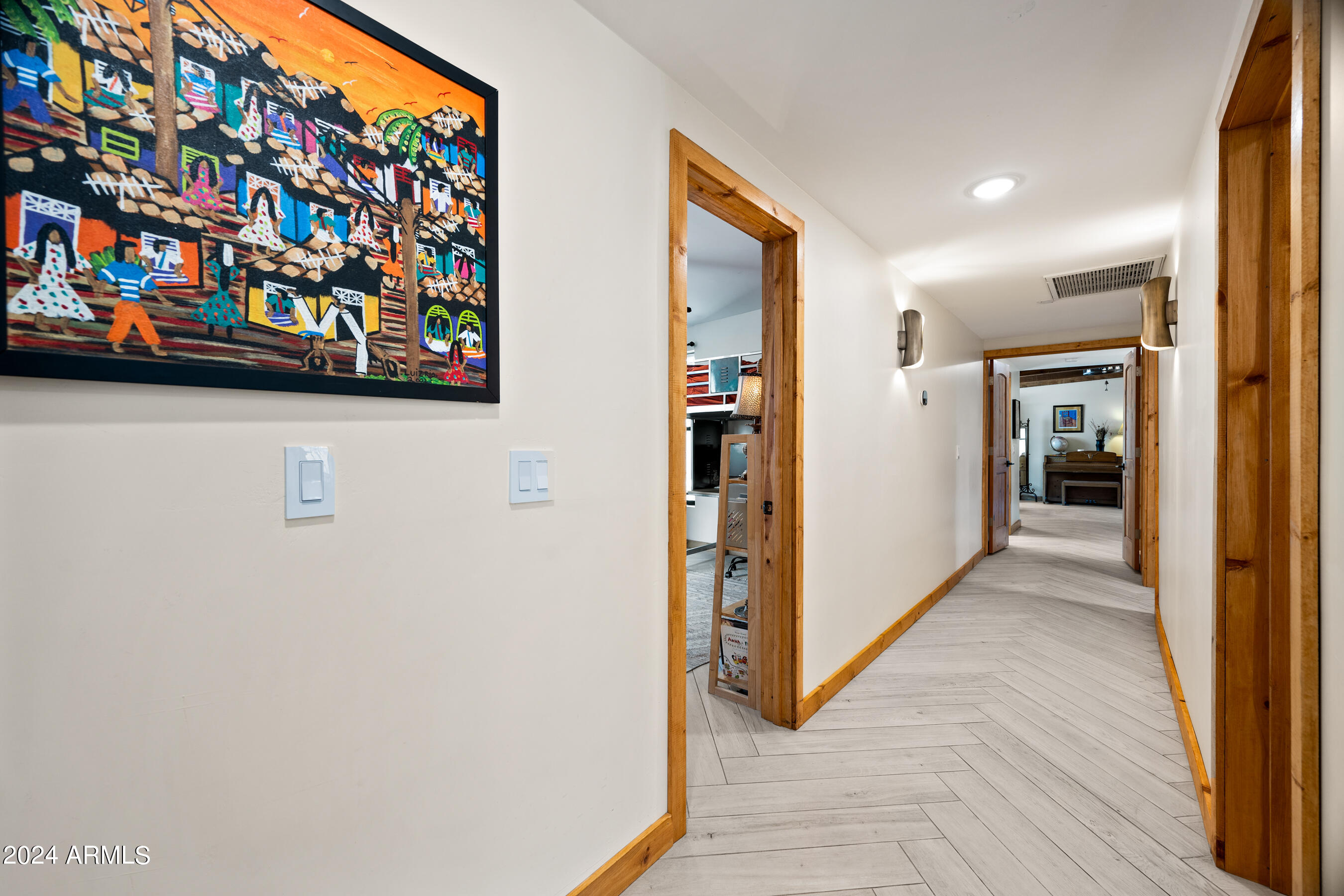 8243 S 40TH Street