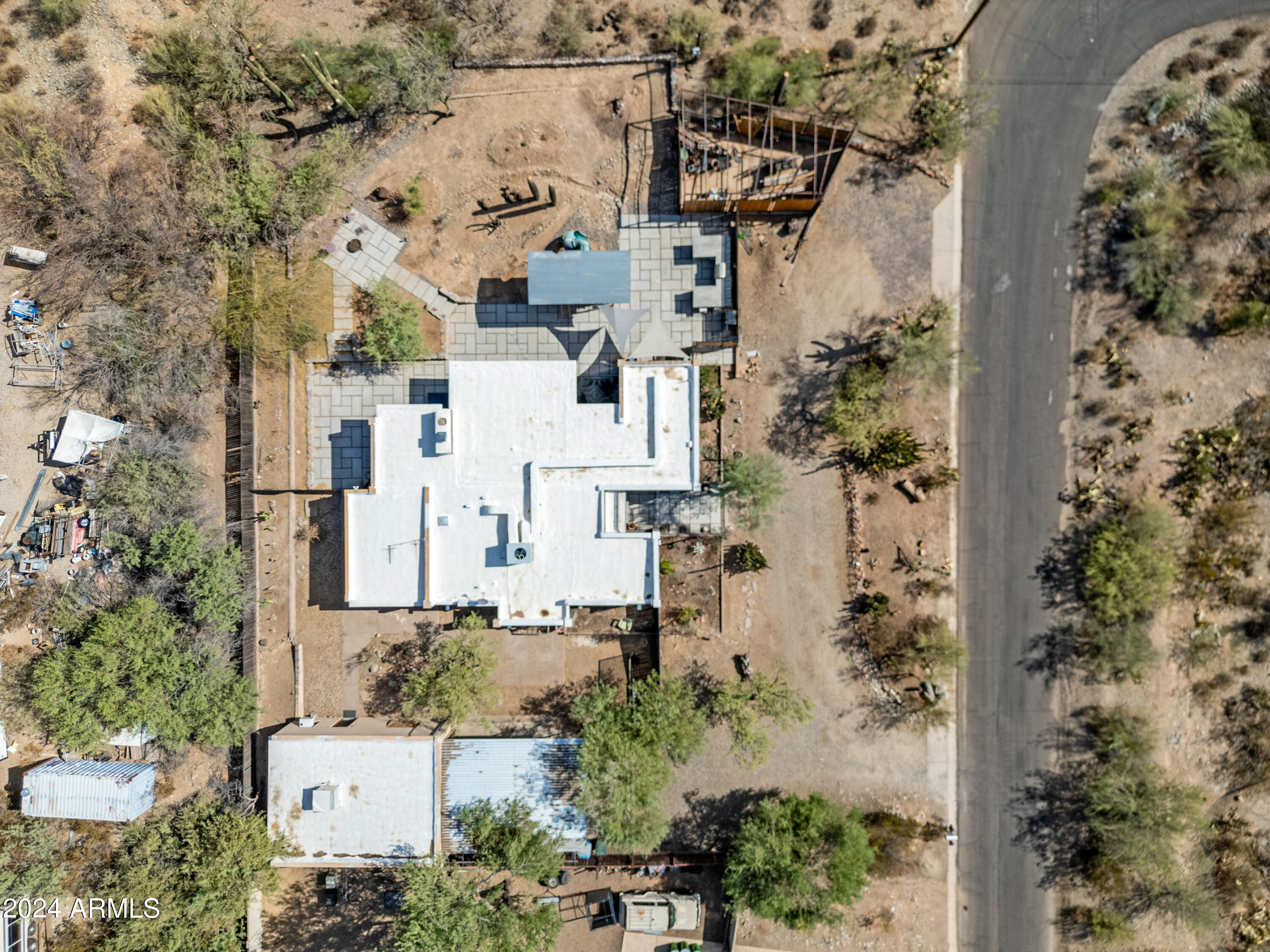 8243 S 40TH Street