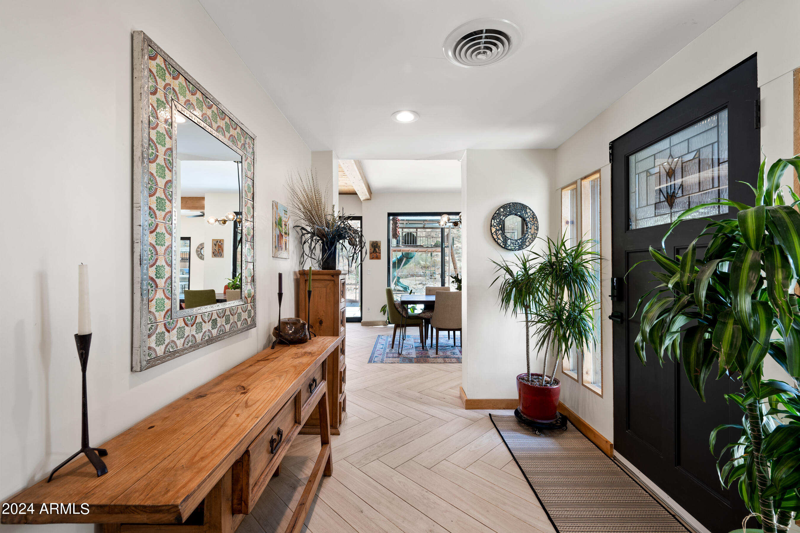 8243 S 40TH Street