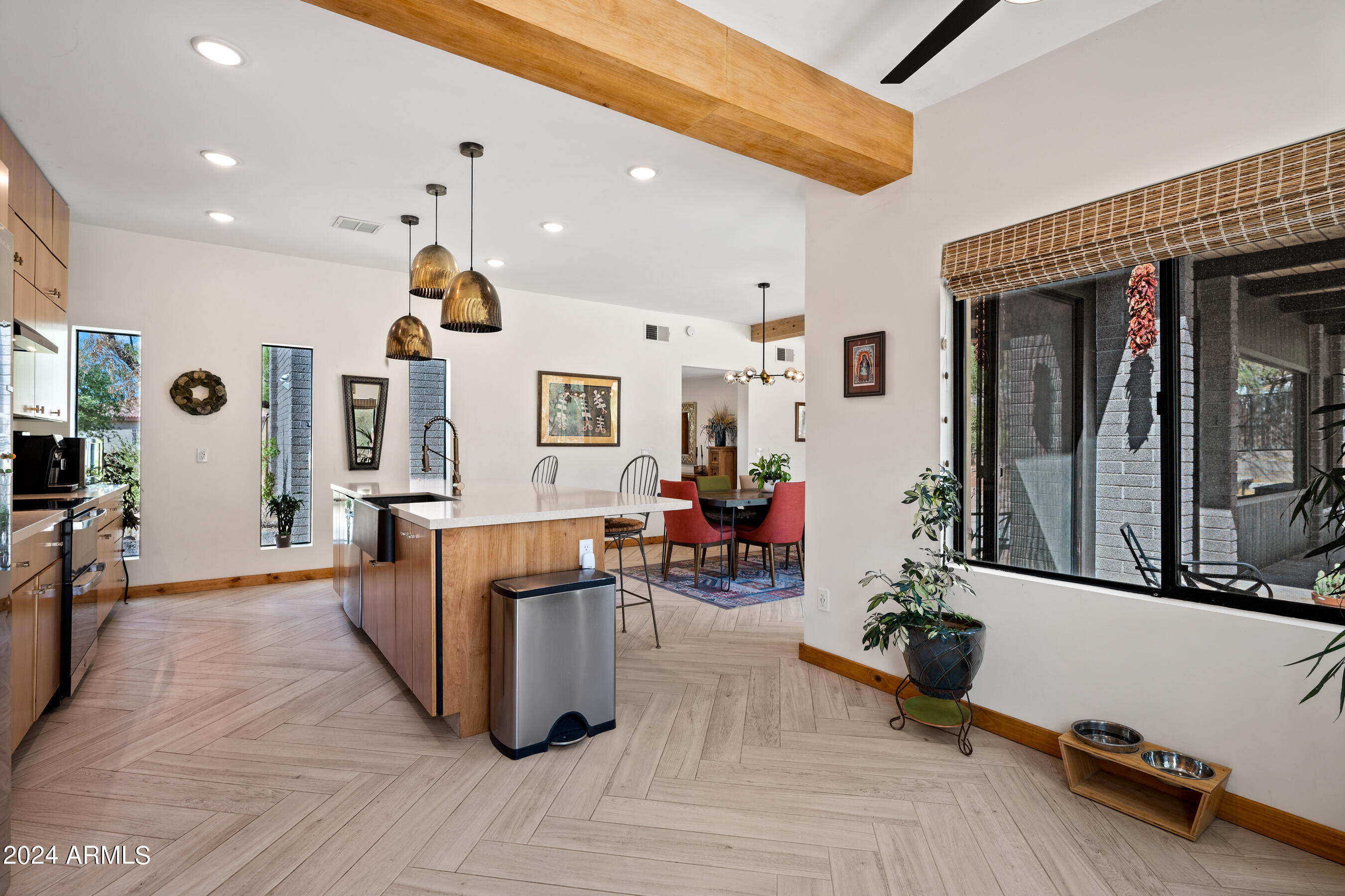 8243 S 40TH Street