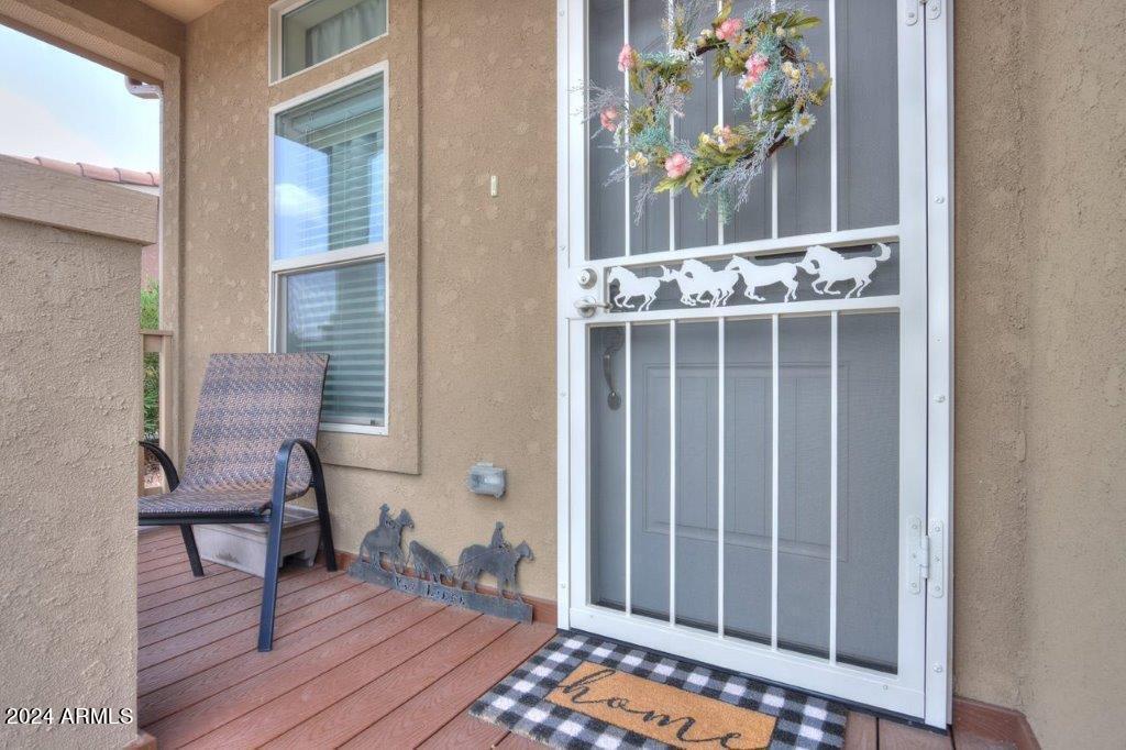 7373 E US HIGHWAY 60 -- FRNT