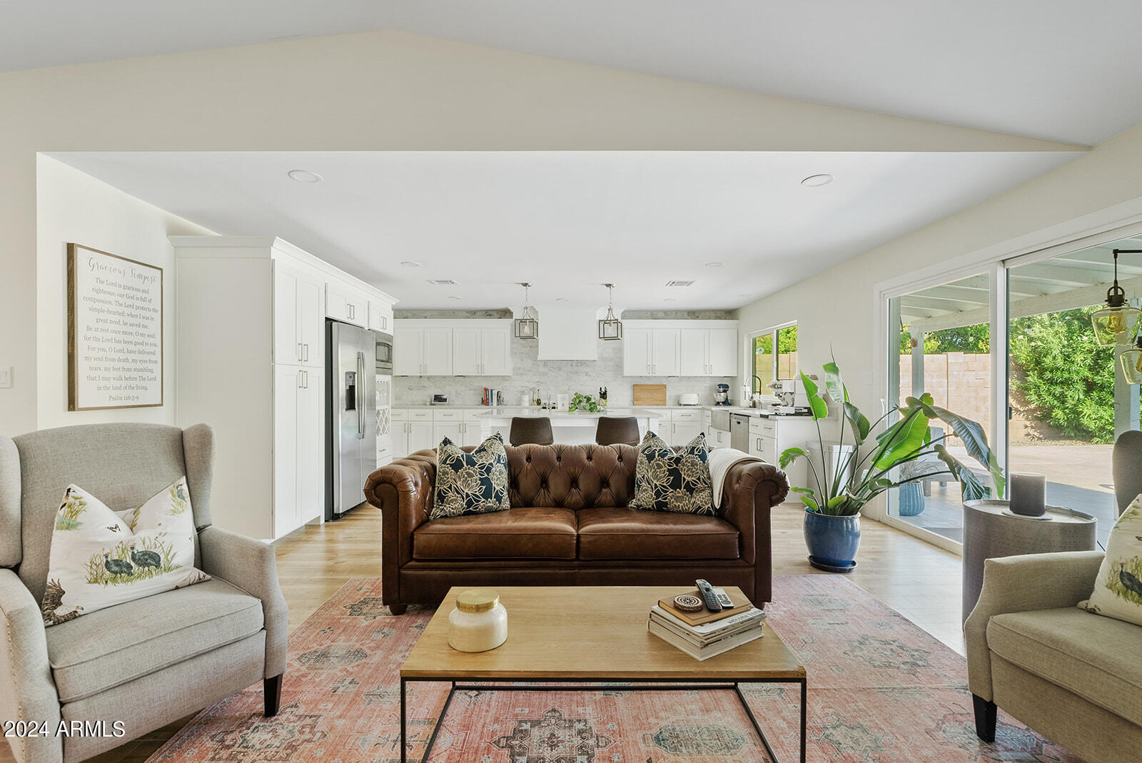 4918 E WINDROSE Drive