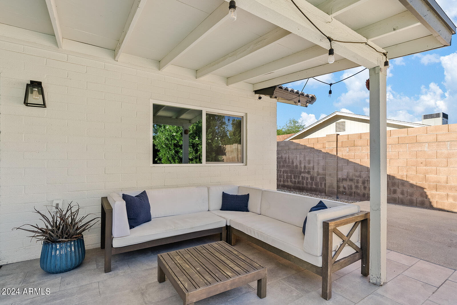 4918 E WINDROSE Drive