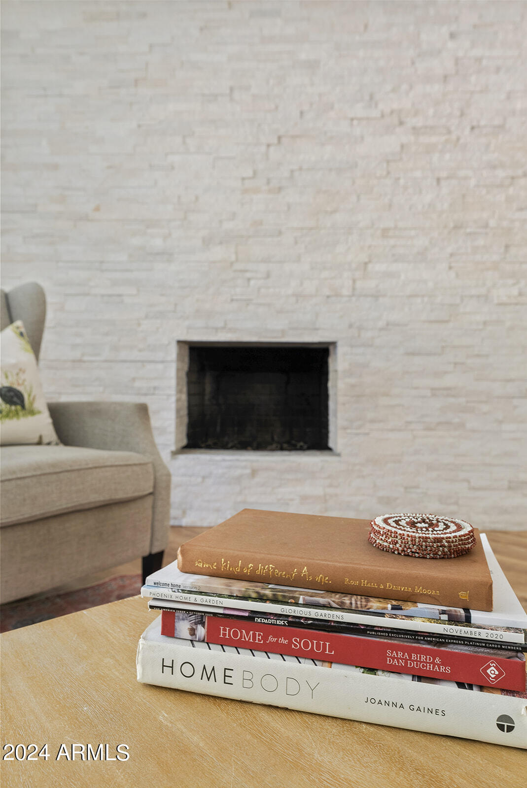 4918 E WINDROSE Drive