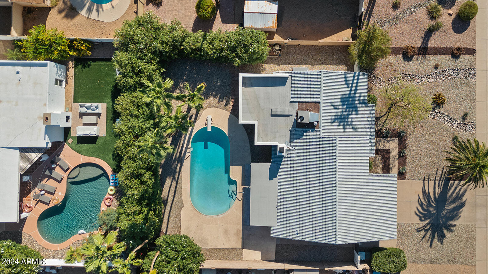 4918 E WINDROSE Drive