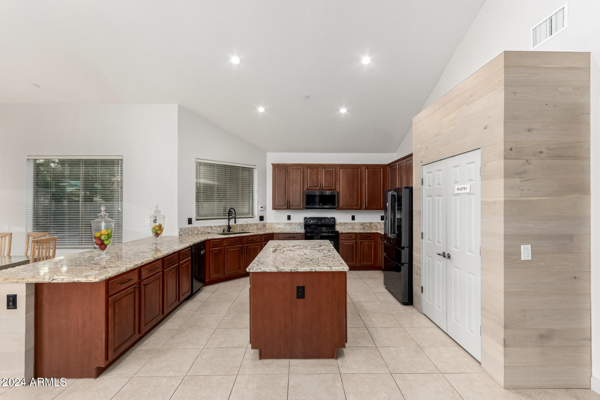 15029 W MINNEZONA Avenue