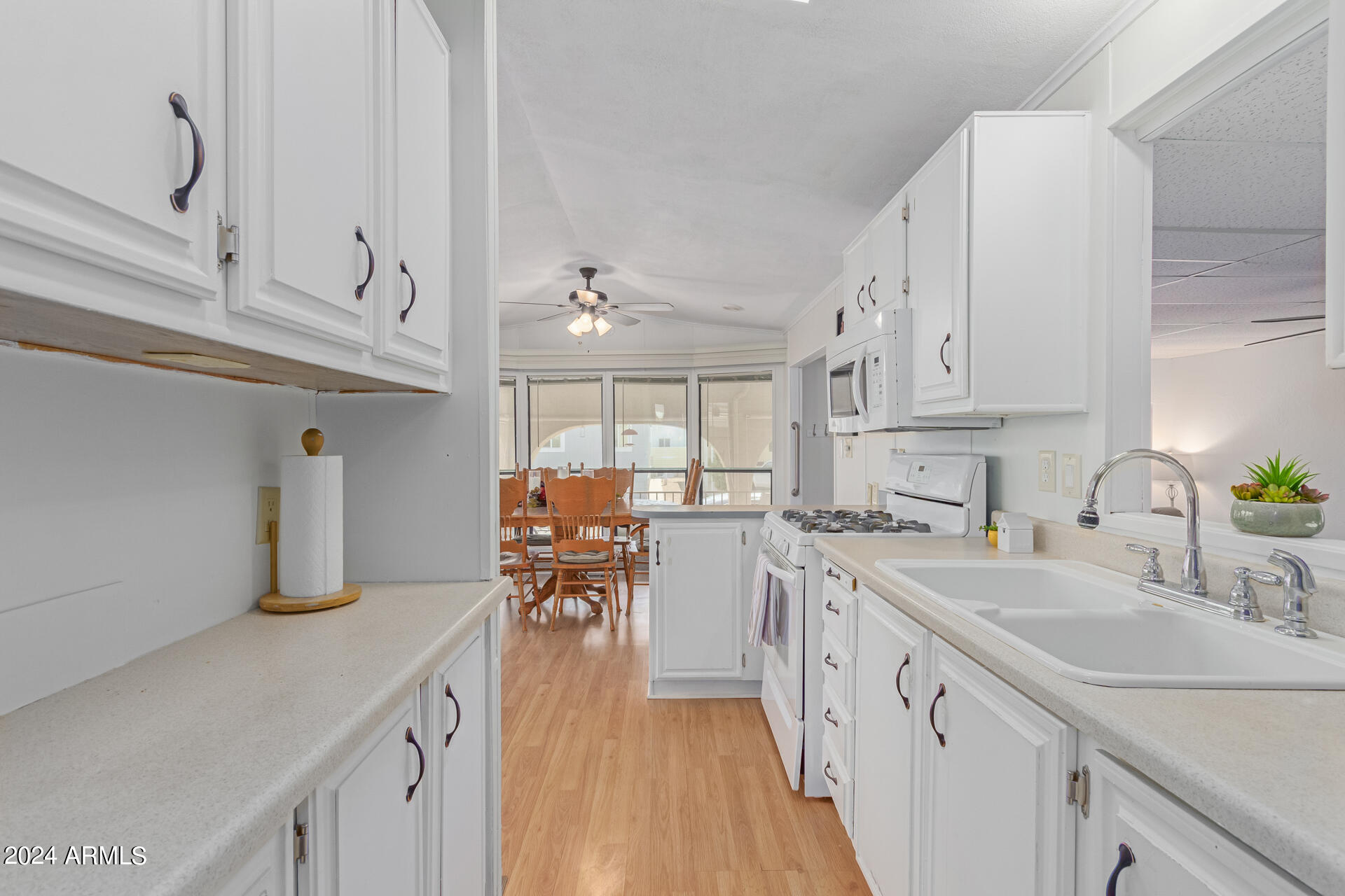 17200 W BELL Road # 603