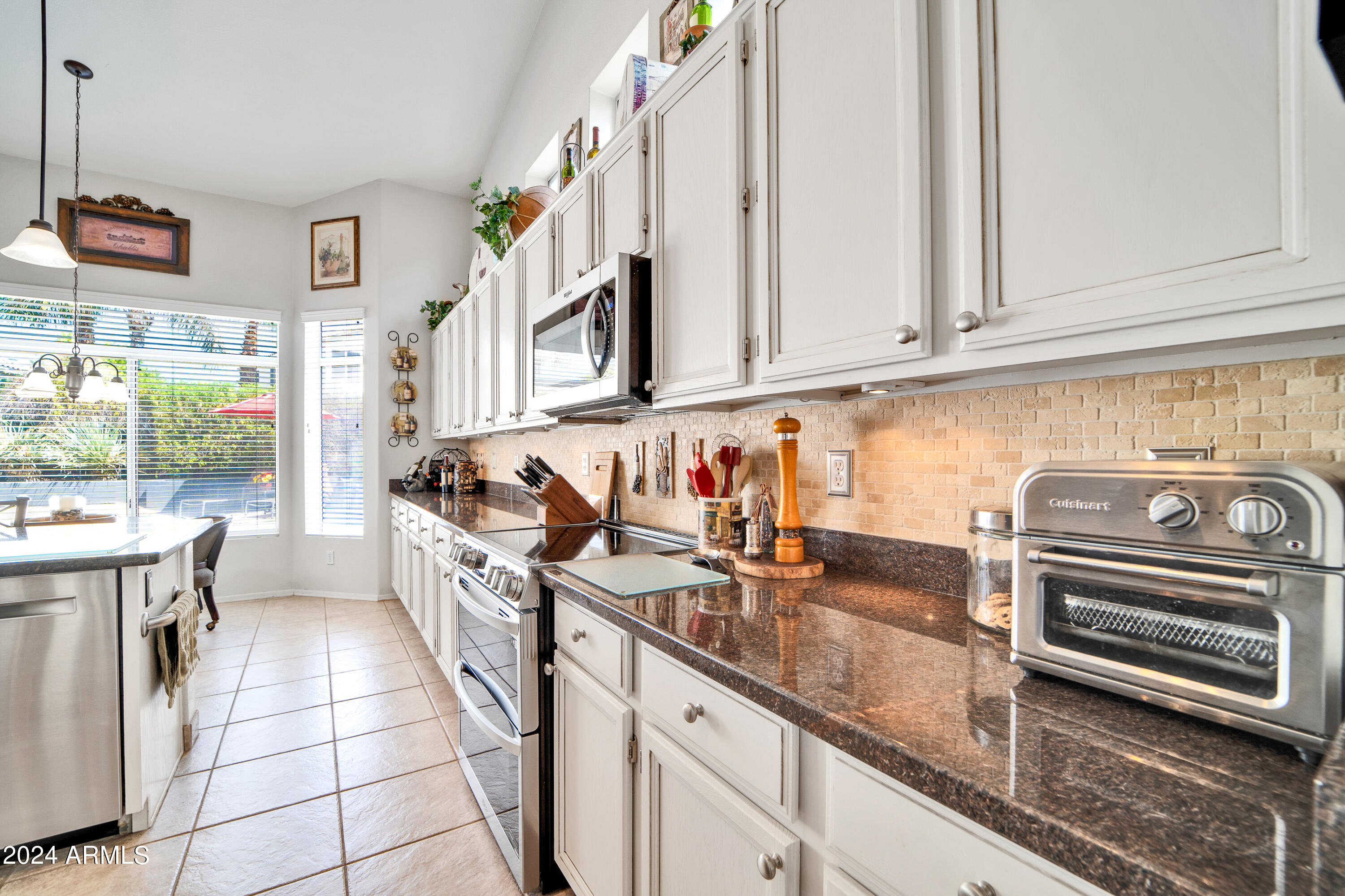 6750 W VIA MONTOYA Drive