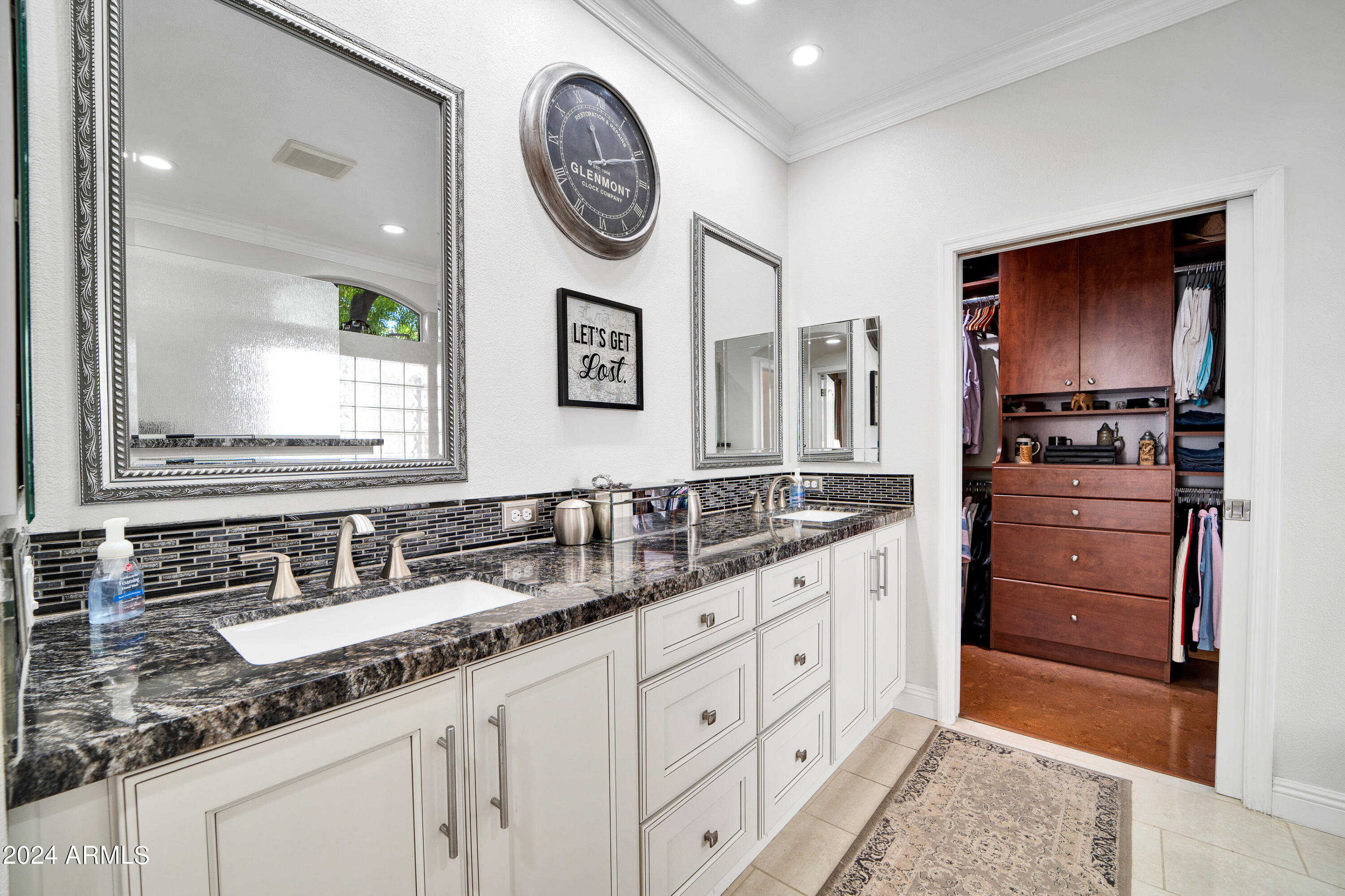 6750 W VIA MONTOYA Drive