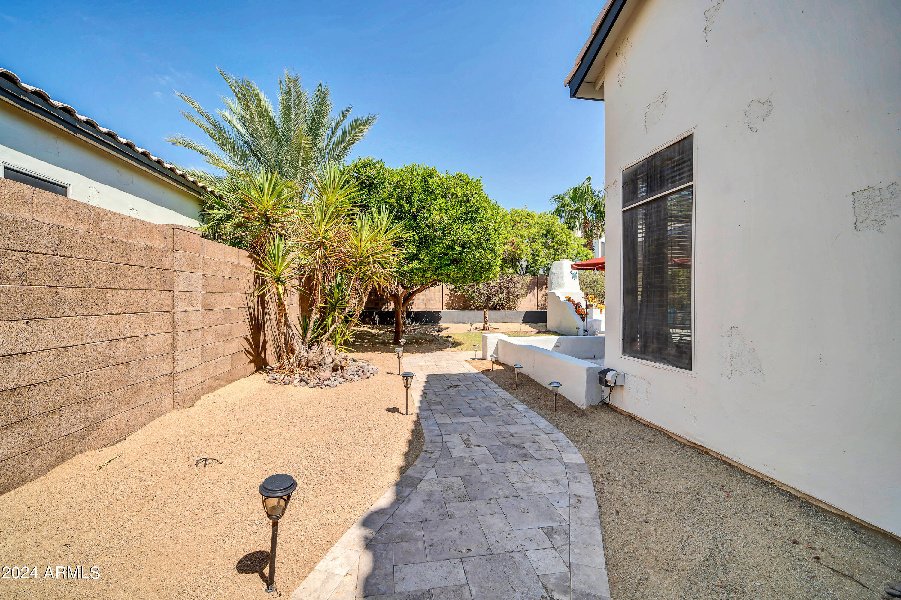 6750 W VIA MONTOYA Drive