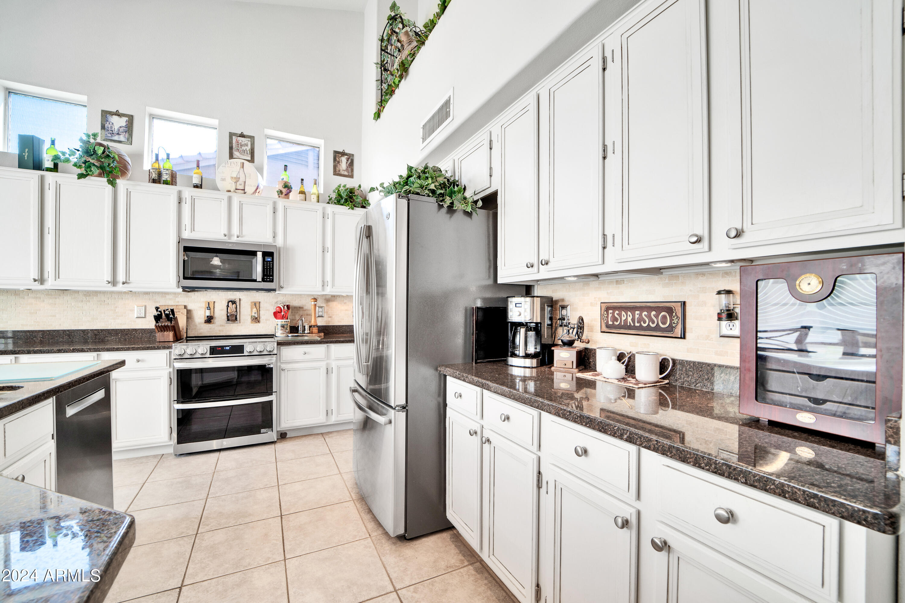 6750 W VIA MONTOYA Drive
