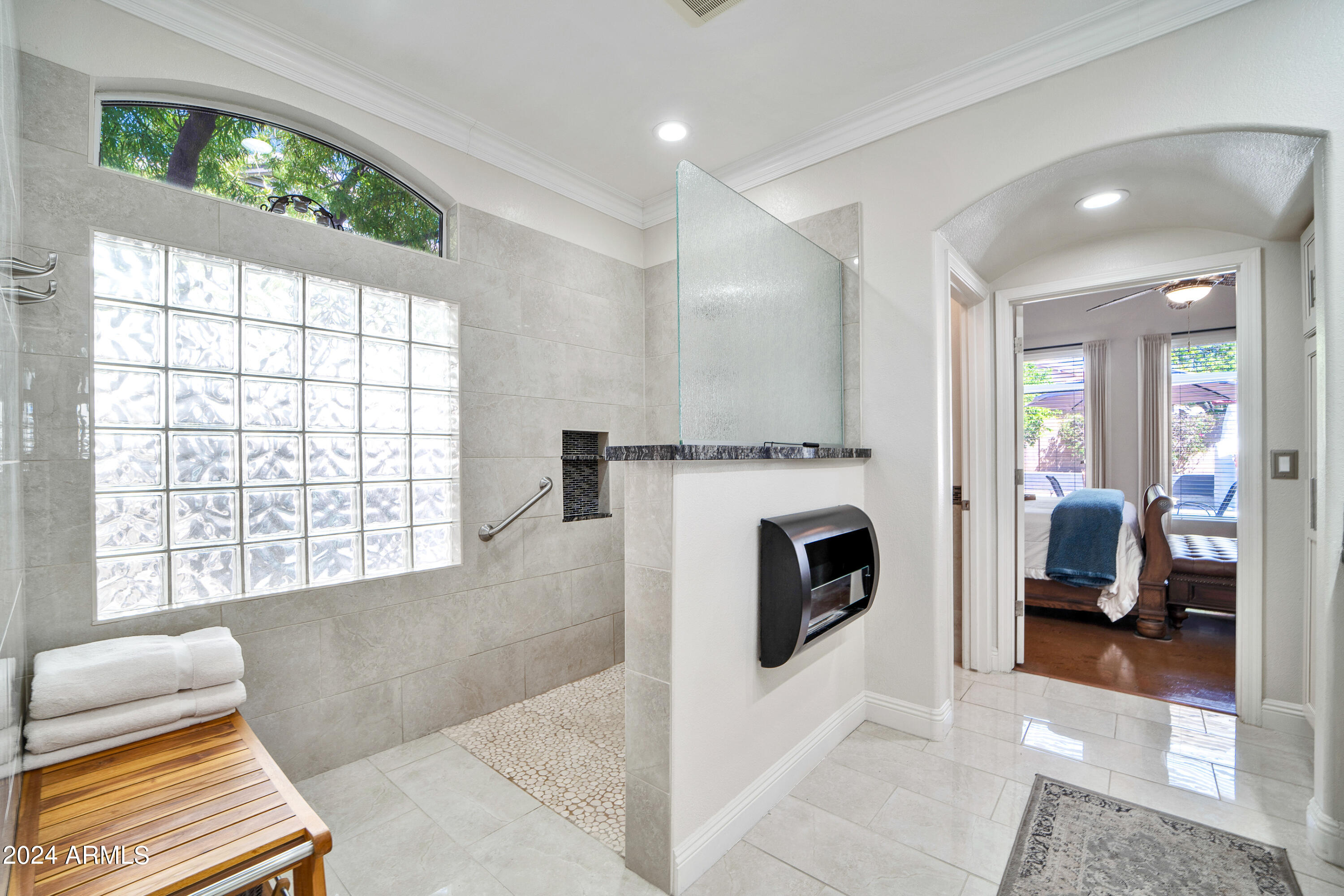 6750 W VIA MONTOYA Drive