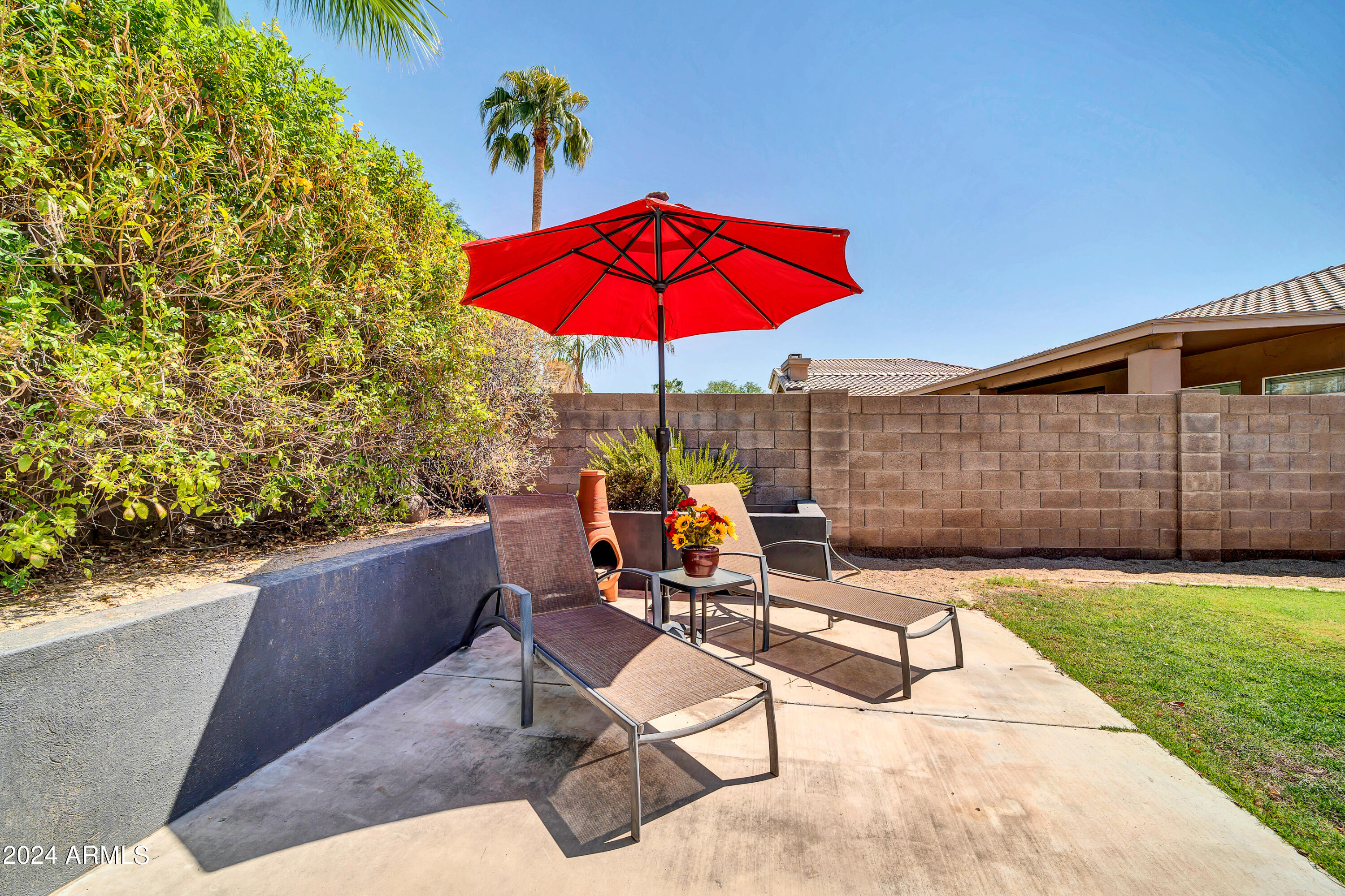 6750 W VIA MONTOYA Drive