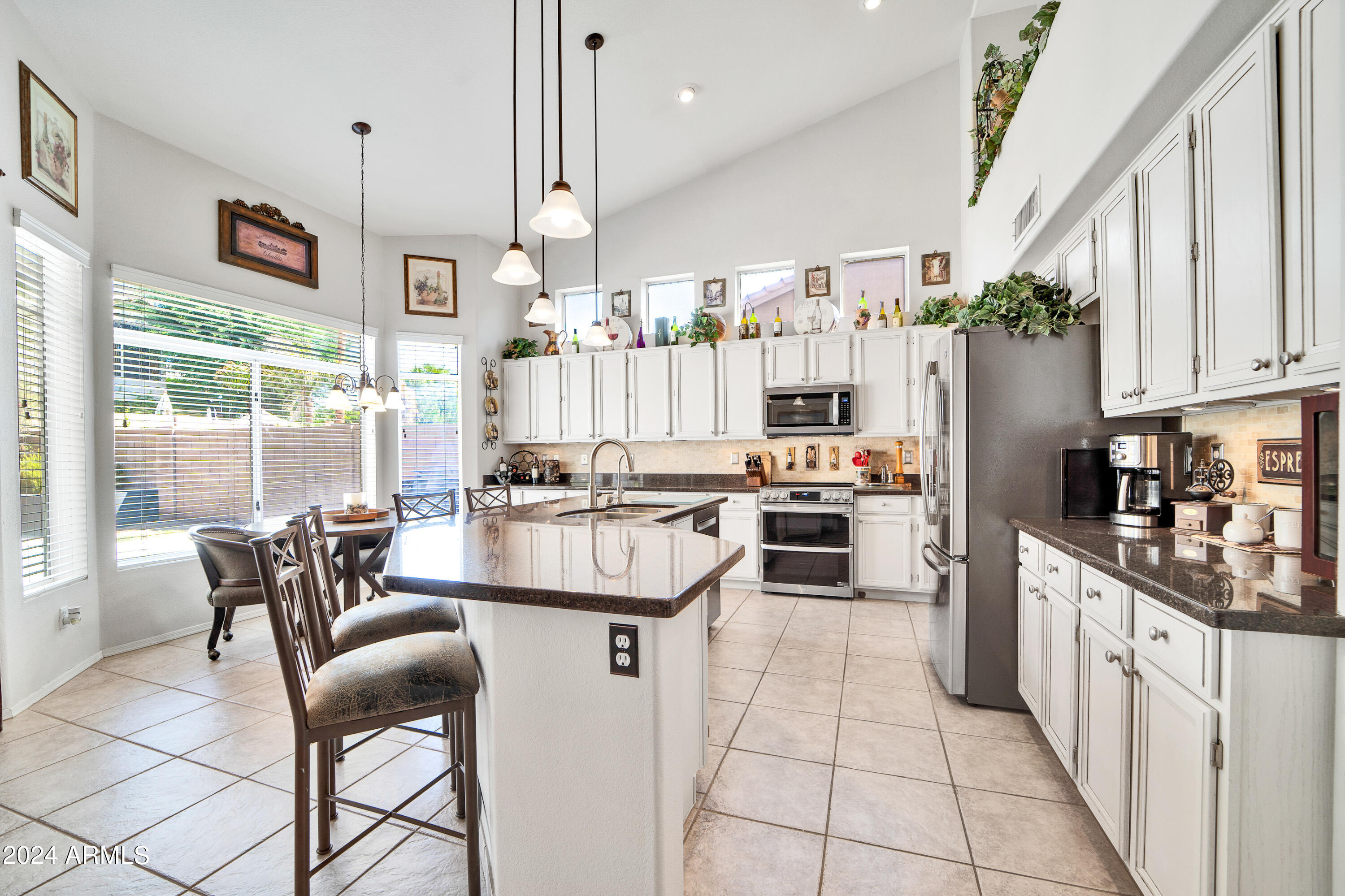 6750 W VIA MONTOYA Drive